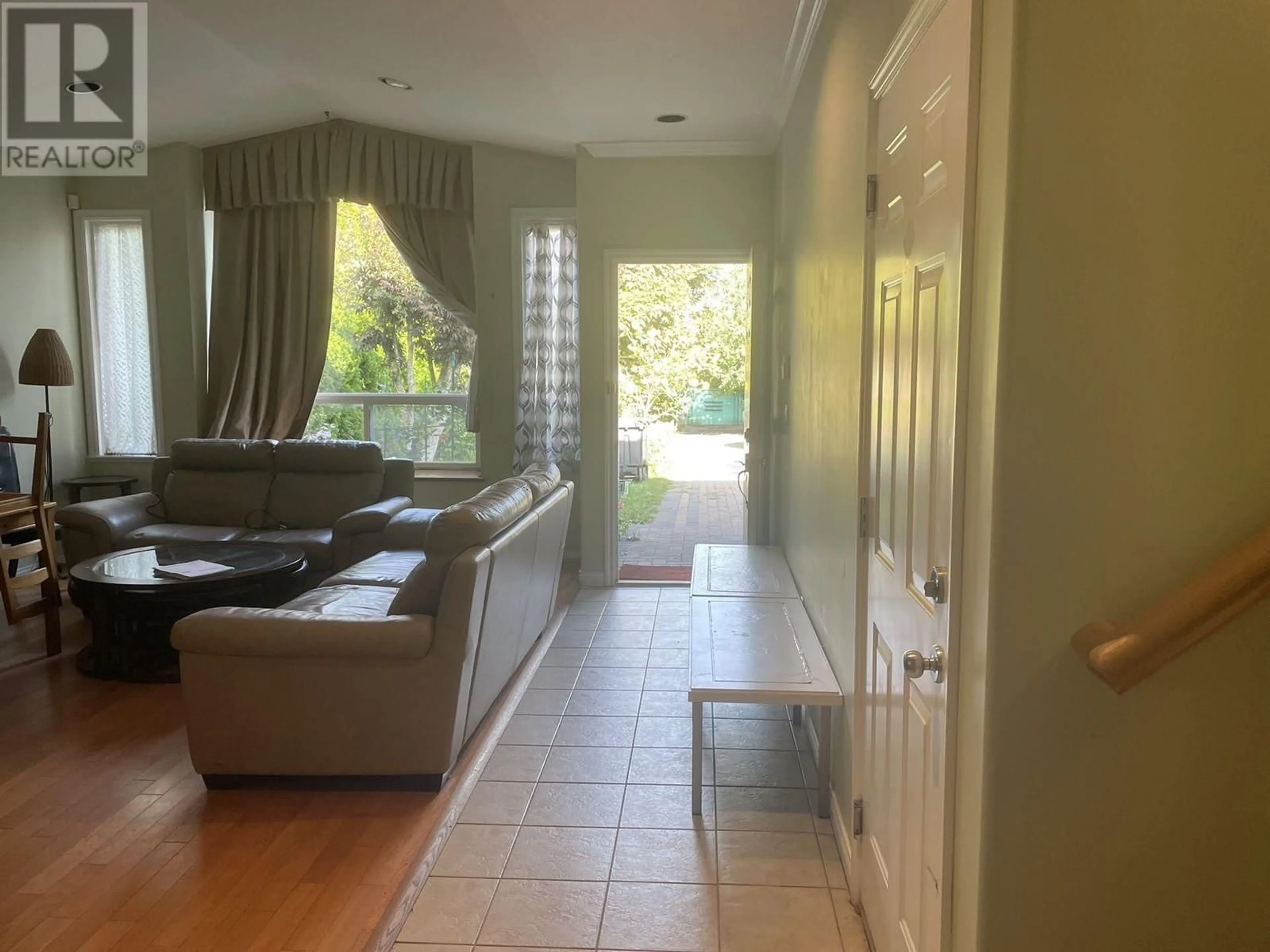 Unknown for 6541 DUFFERIN AVENUE, Burnaby British Columbia V5H3T2