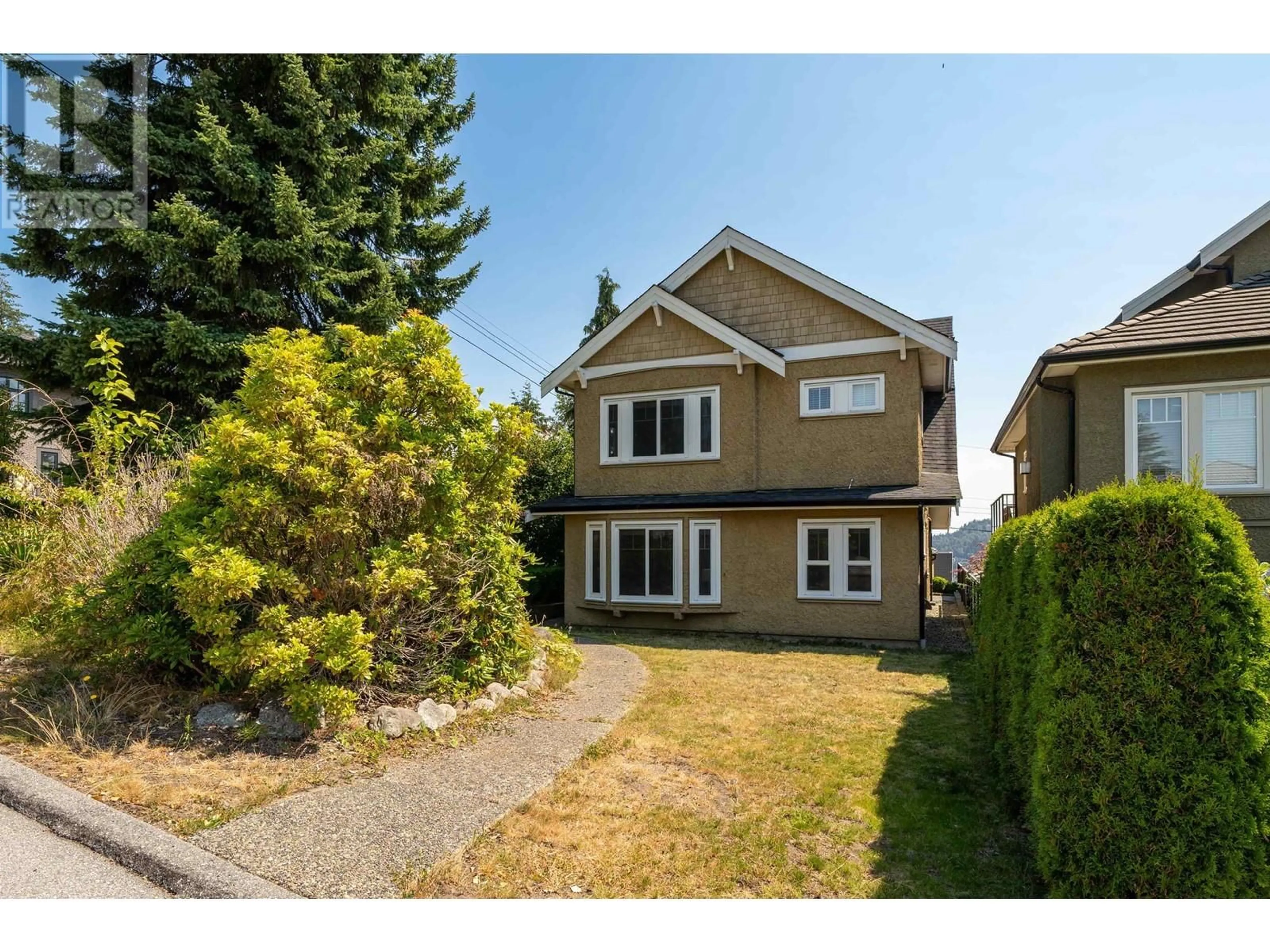 Frontside or backside of a home, the fenced backyard for 5512 CAMBRIDGE STREET, Burnaby British Columbia V5B1C7