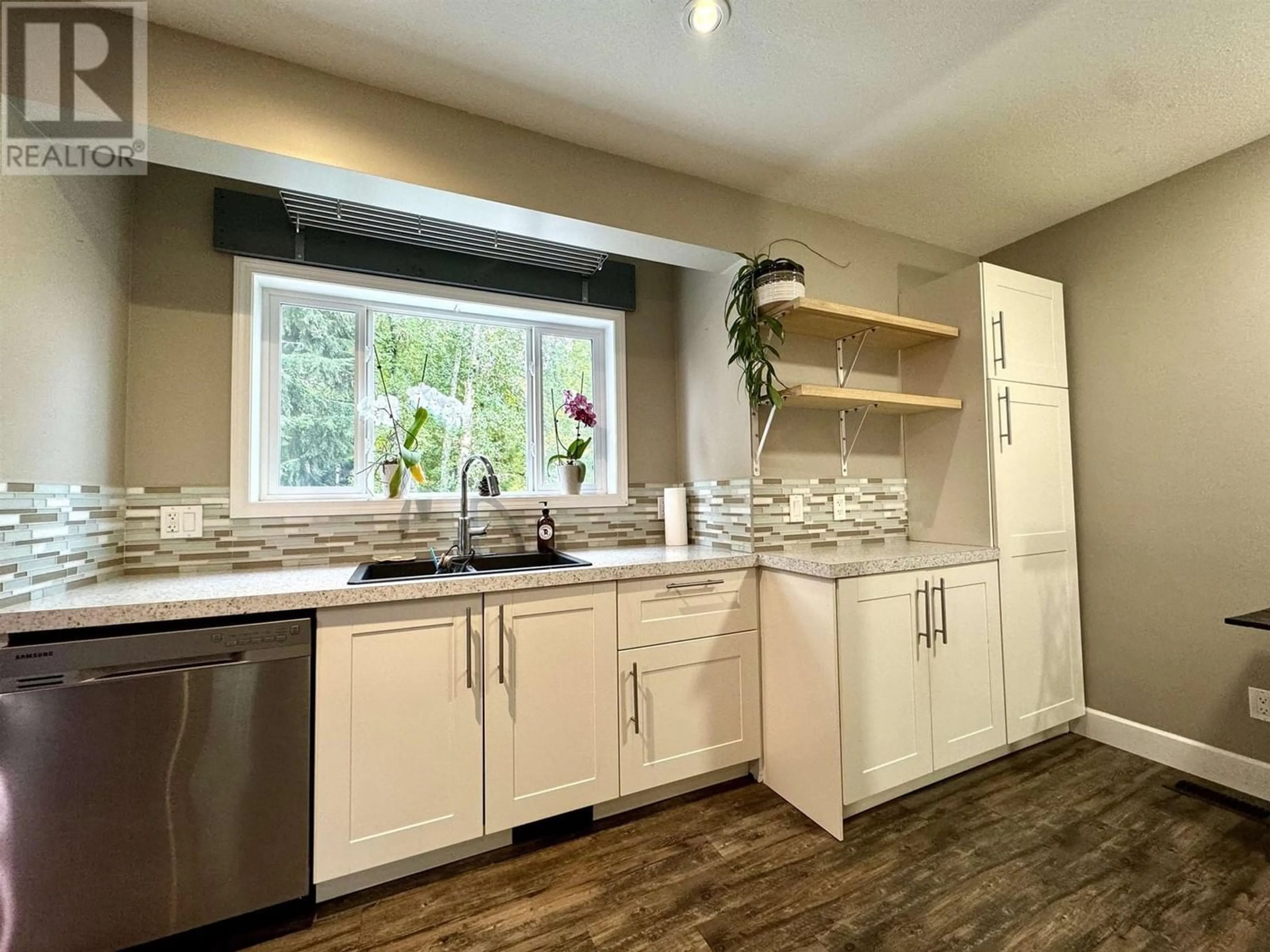 Open concept kitchen, unknown for 5325 HAUGLAND AVENUE, Terrace British Columbia V8G1H5