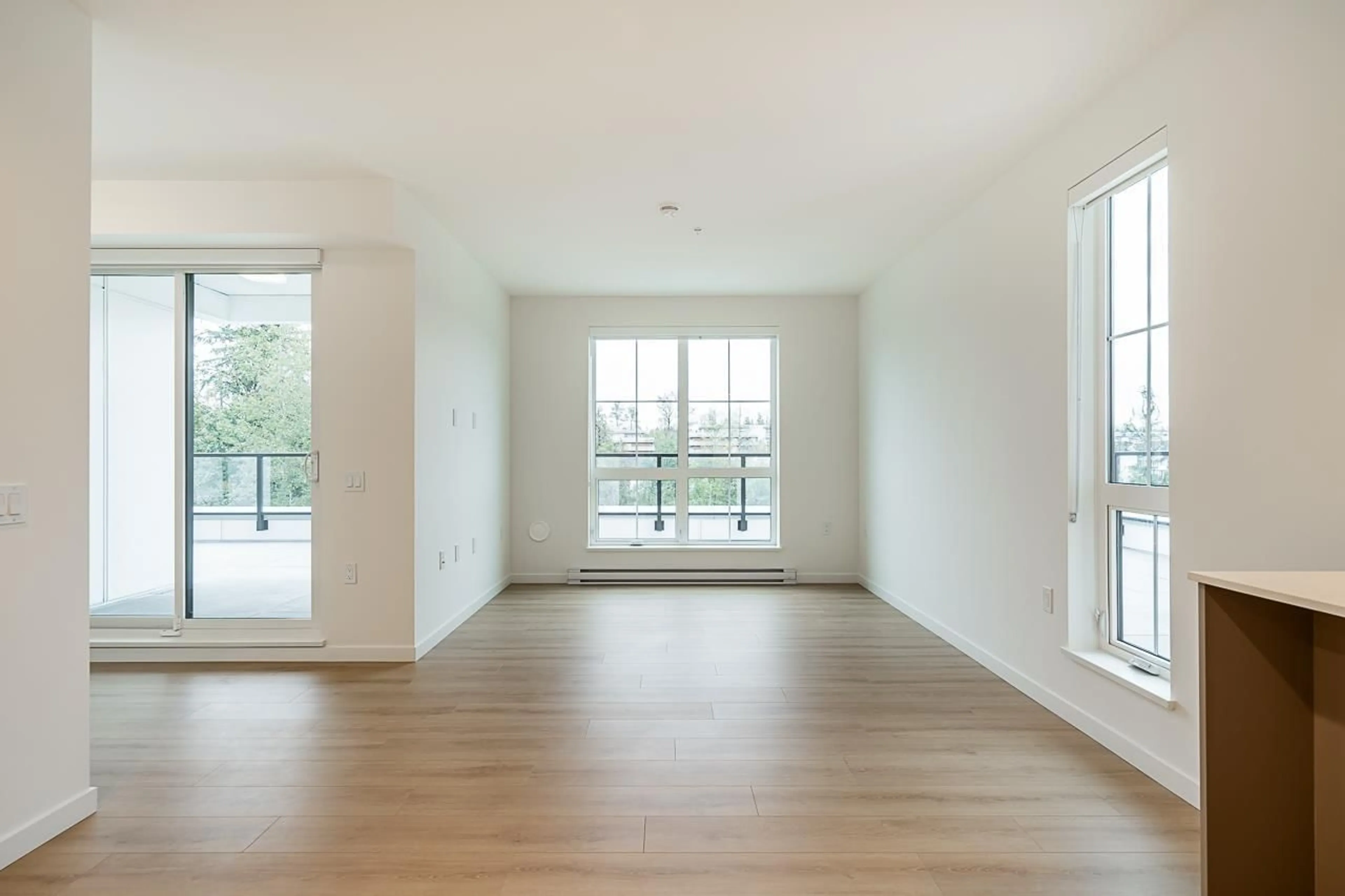 Other indoor space, wood floors for B505 20078 85 AVENUE, Langley British Columbia V1M2L4