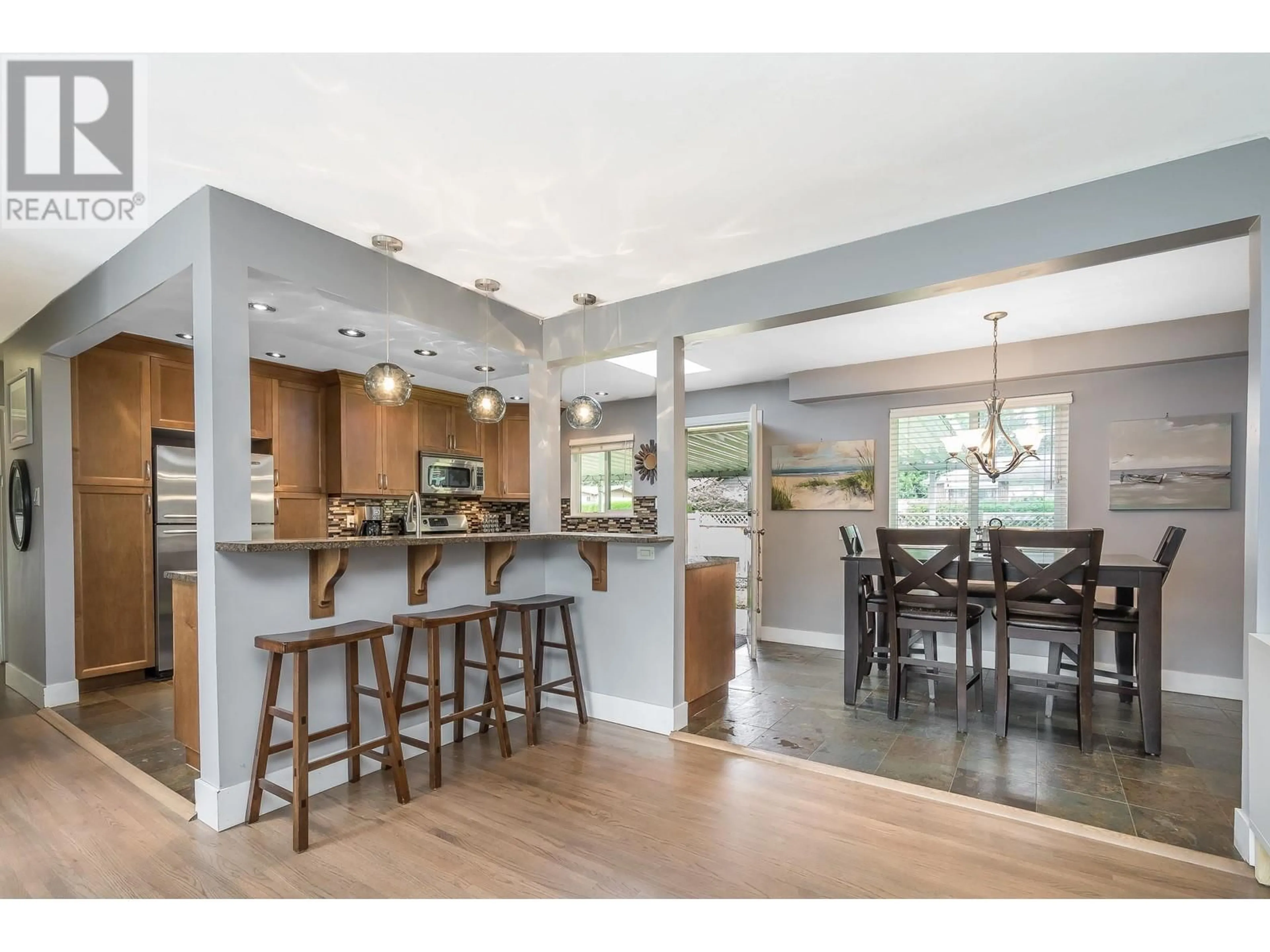 Open concept kitchen for 400 CULZEAN PLACE, Port Moody British Columbia V3H1E5