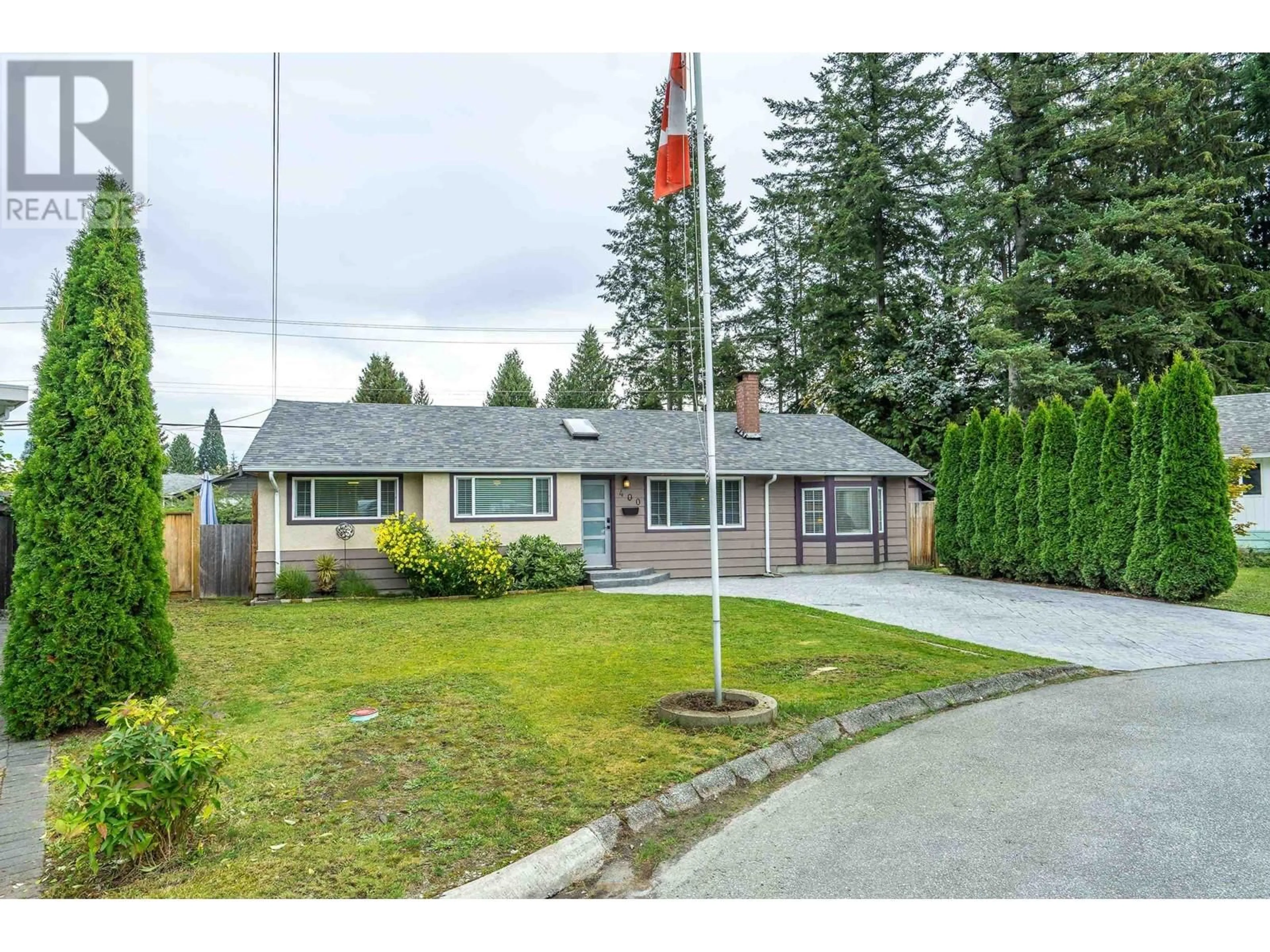 Frontside or backside of a home, the street view for 400 CULZEAN PLACE, Port Moody British Columbia V3H1E5