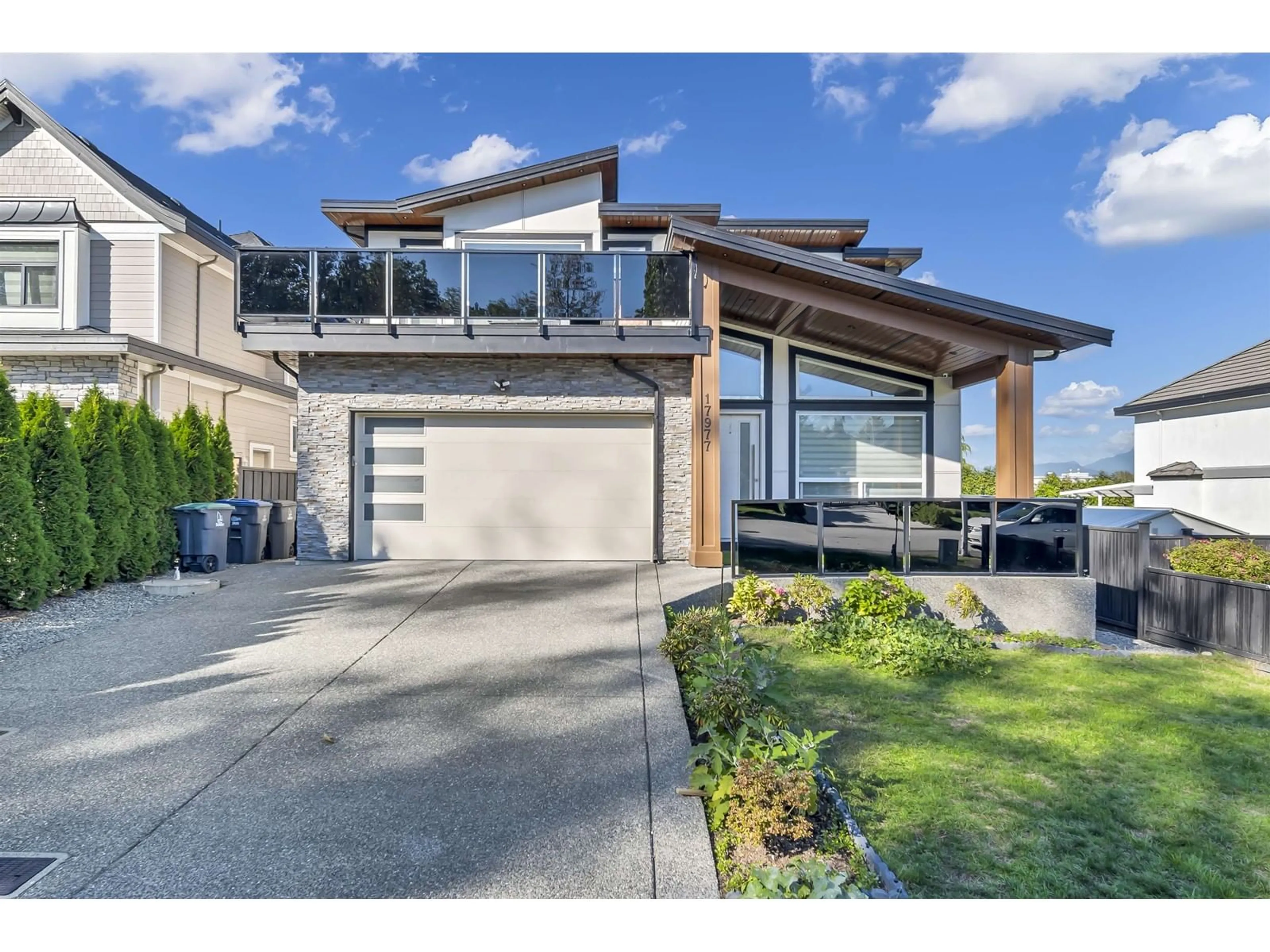 Unknown for 17977 98, Surrey British Columbia V4N4V5