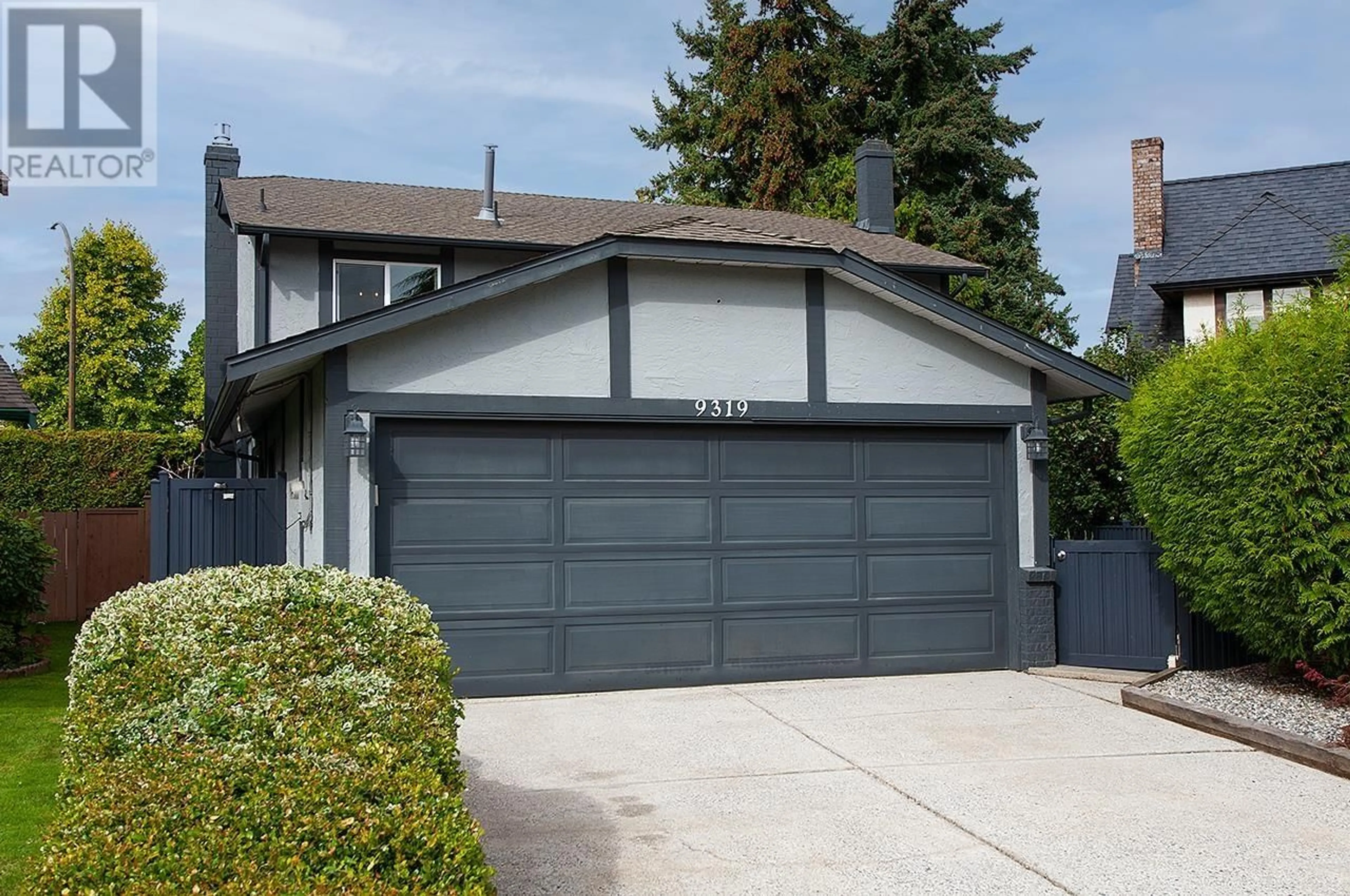 Frontside or backside of a home, the street view for 9319 ROMANIUK DRIVE, Richmond British Columbia V7E5G6