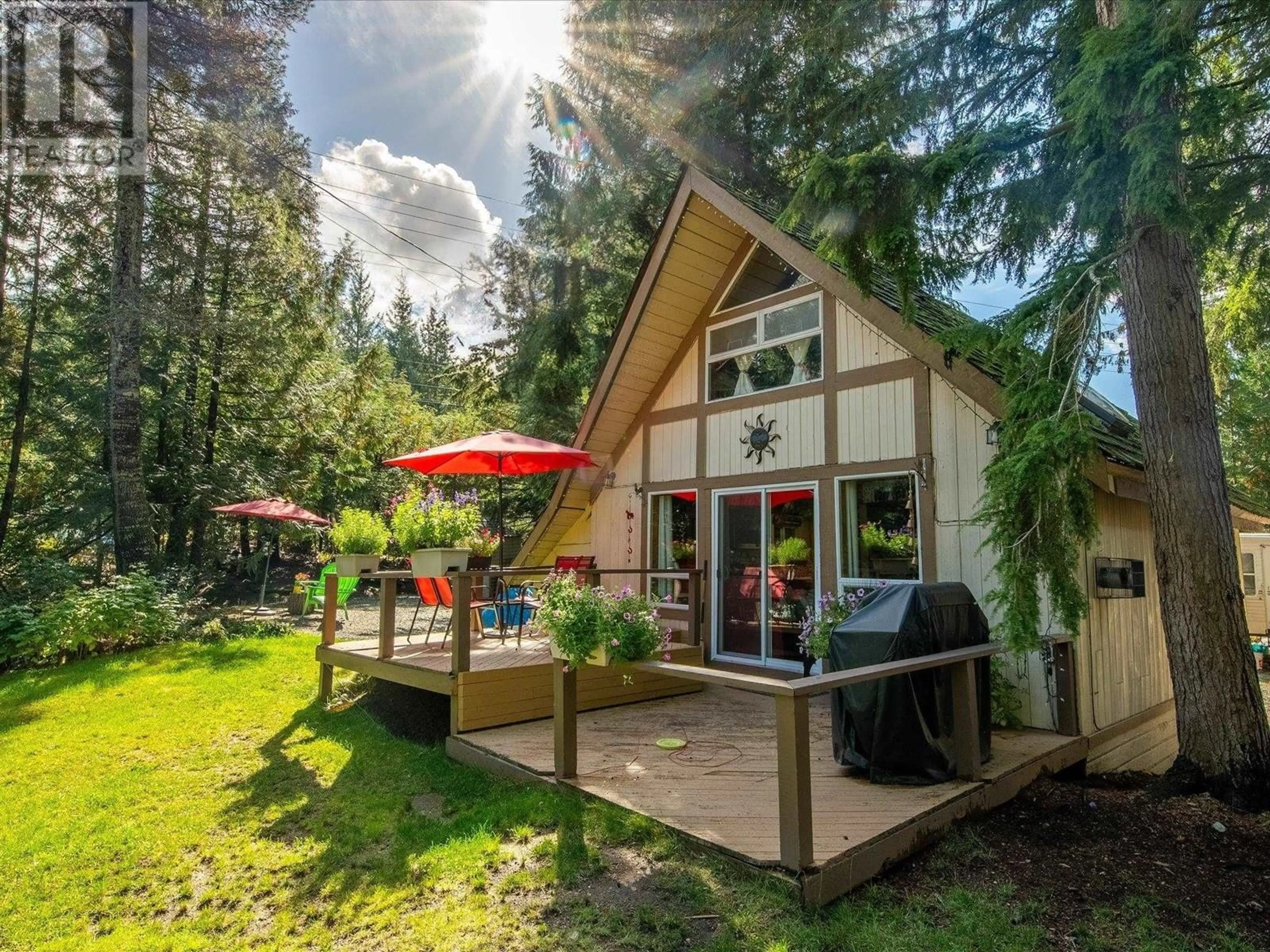 Patio, unknown for 3002 ST ANTON WAY, Whistler British Columbia V8E0B8