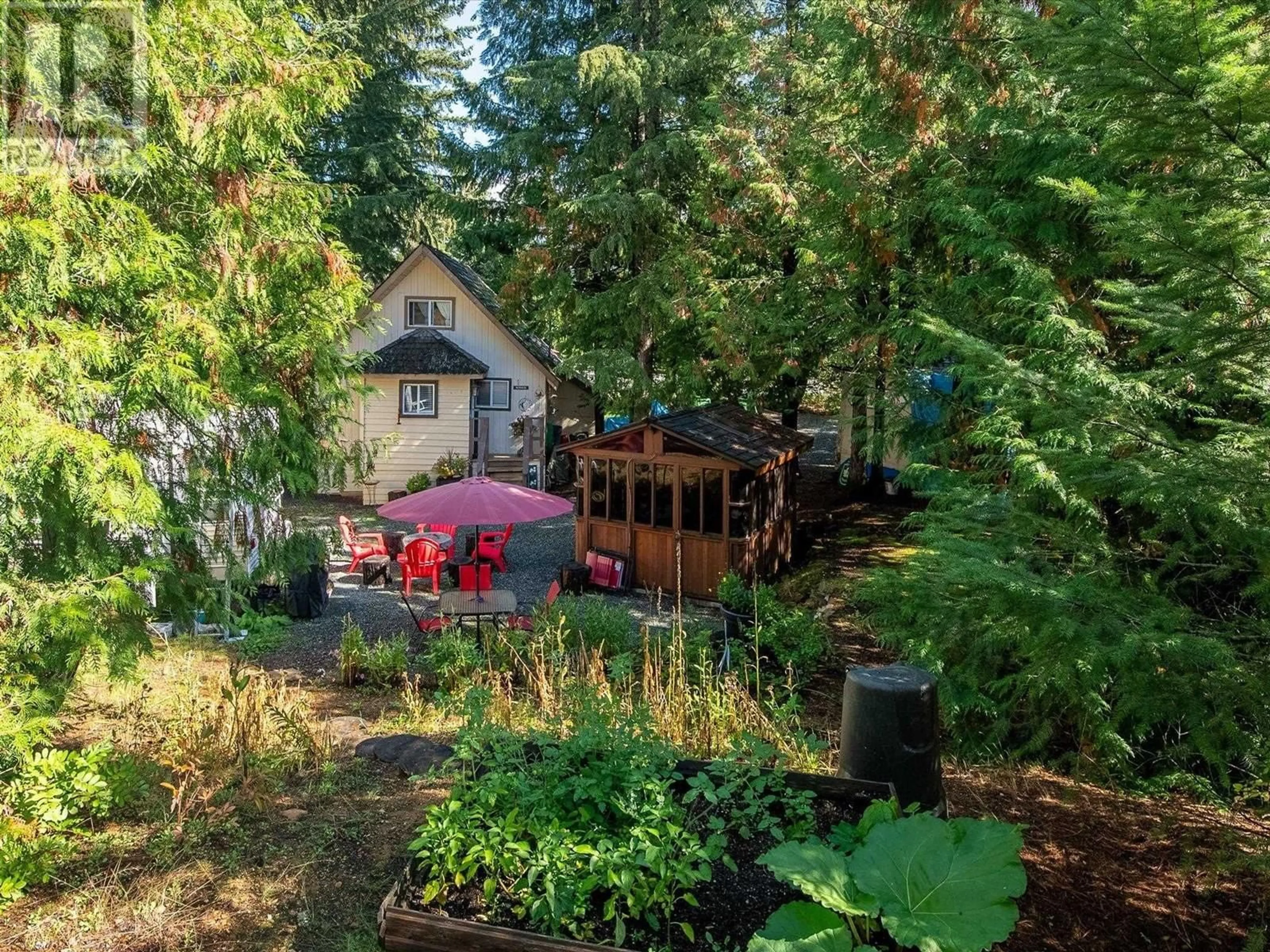 A pic from outside/outdoor area/front of a property/back of a property/a pic from drone, forest/trees view for 3002 ST ANTON WAY, Whistler British Columbia V8E0B8