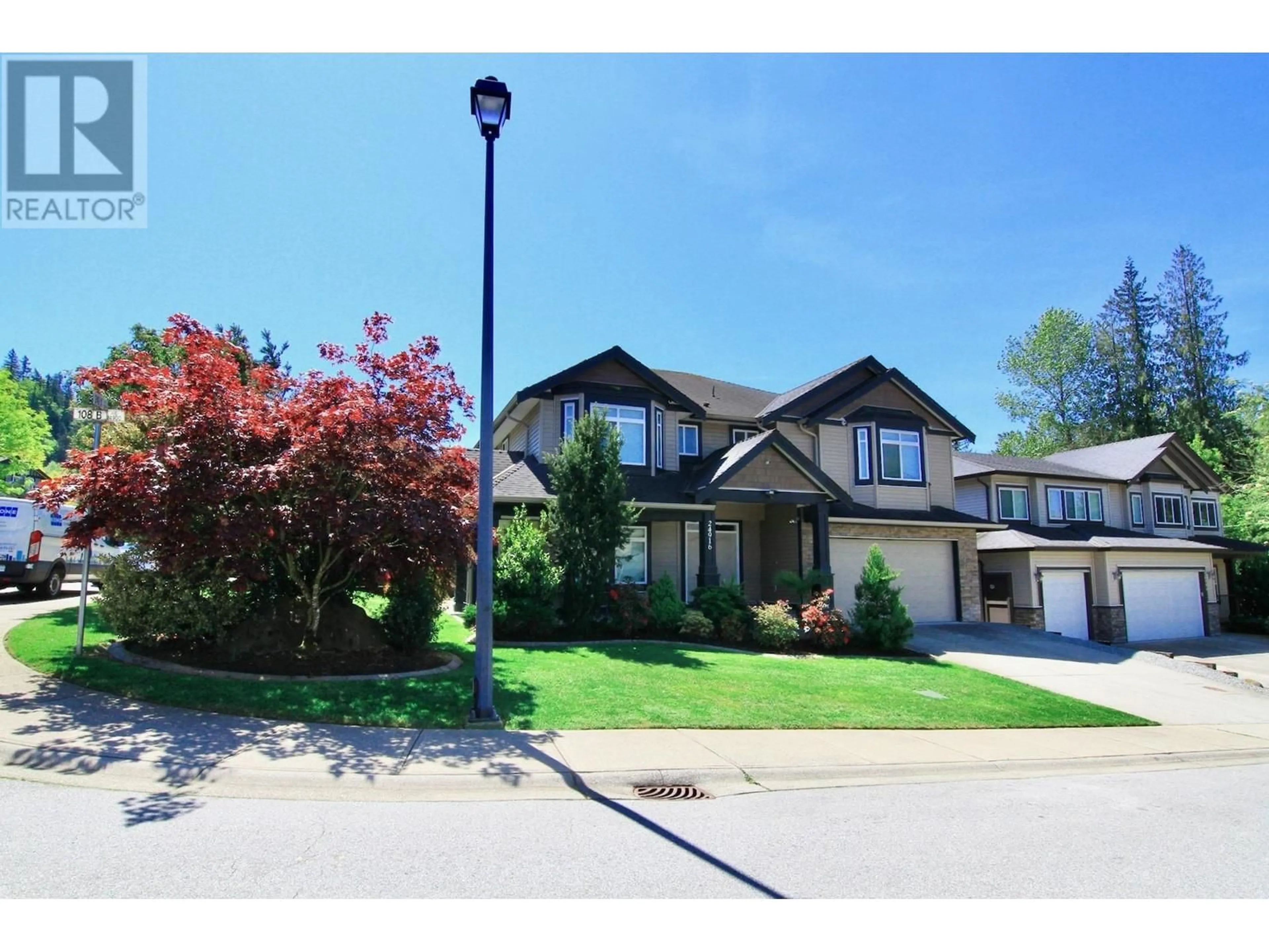 Frontside or backside of a home, the street view for 24916 108B AVENUE, Maple Ridge British Columbia V2W0E3