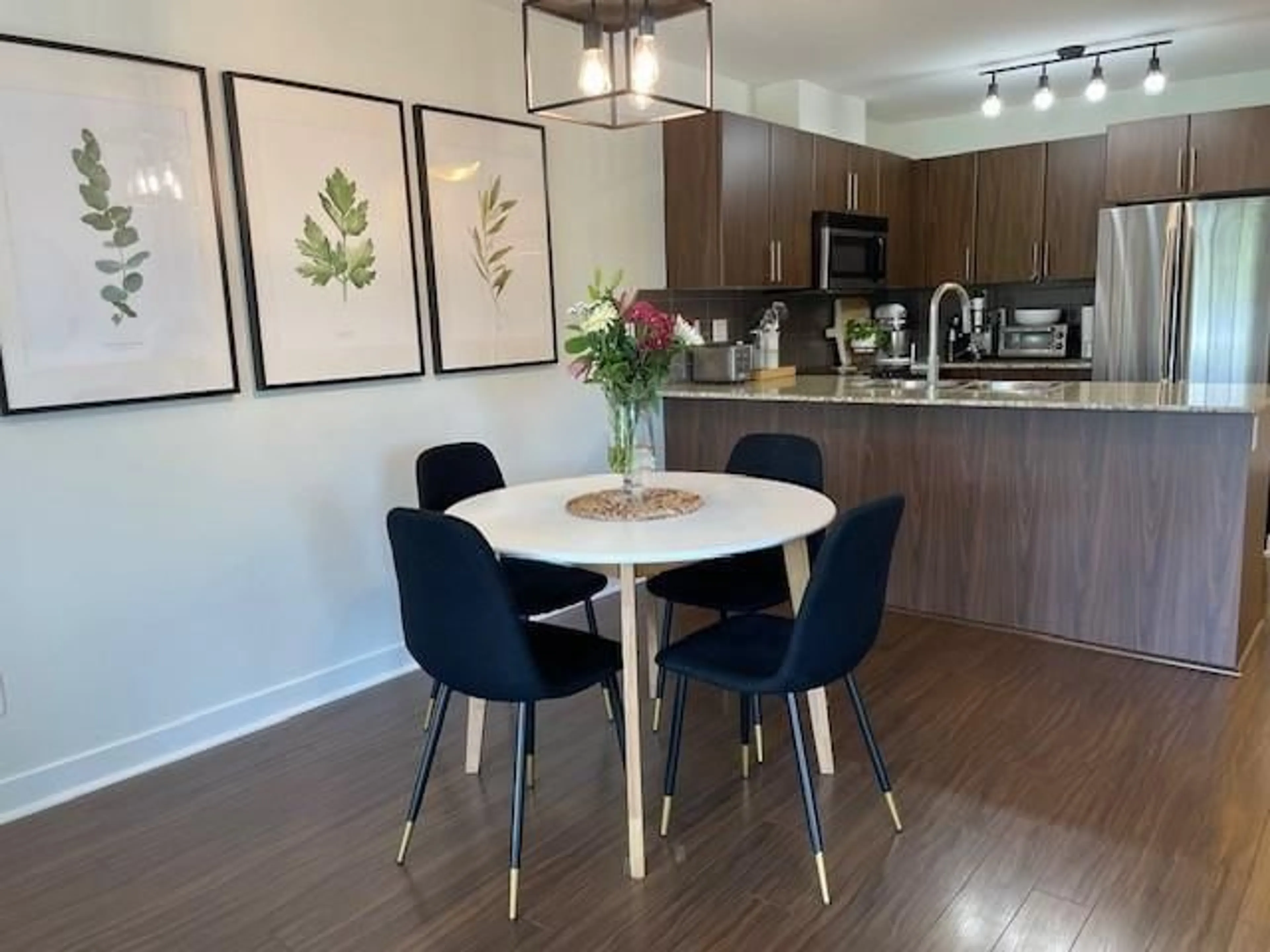 Dining room, wood floors for B405 8929 202 STREET, Langley British Columbia V1M0B4