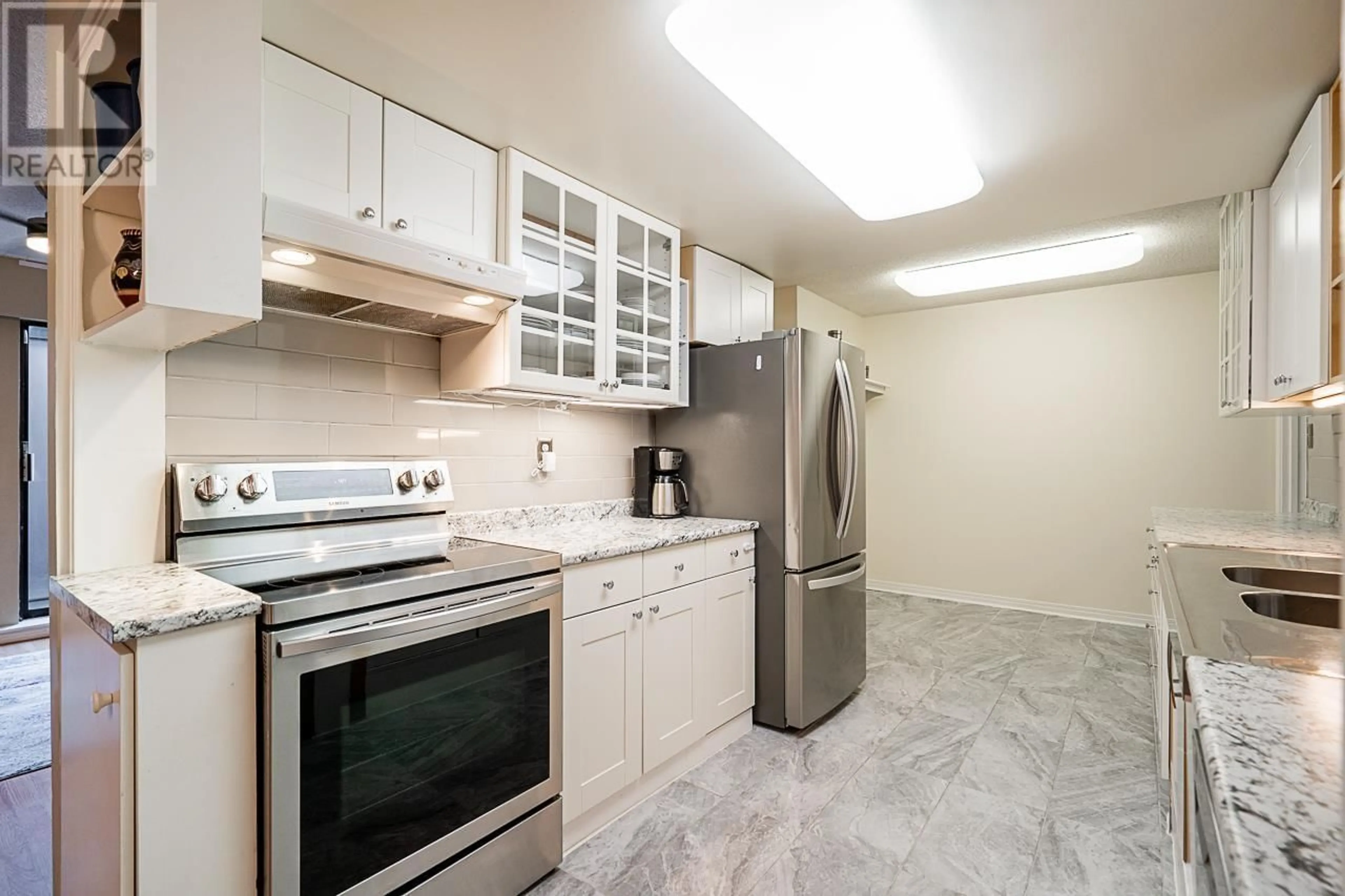 Standard kitchen, ceramic floors, cottage for 8879 HORNE STREET, Burnaby British Columbia V3N4J8