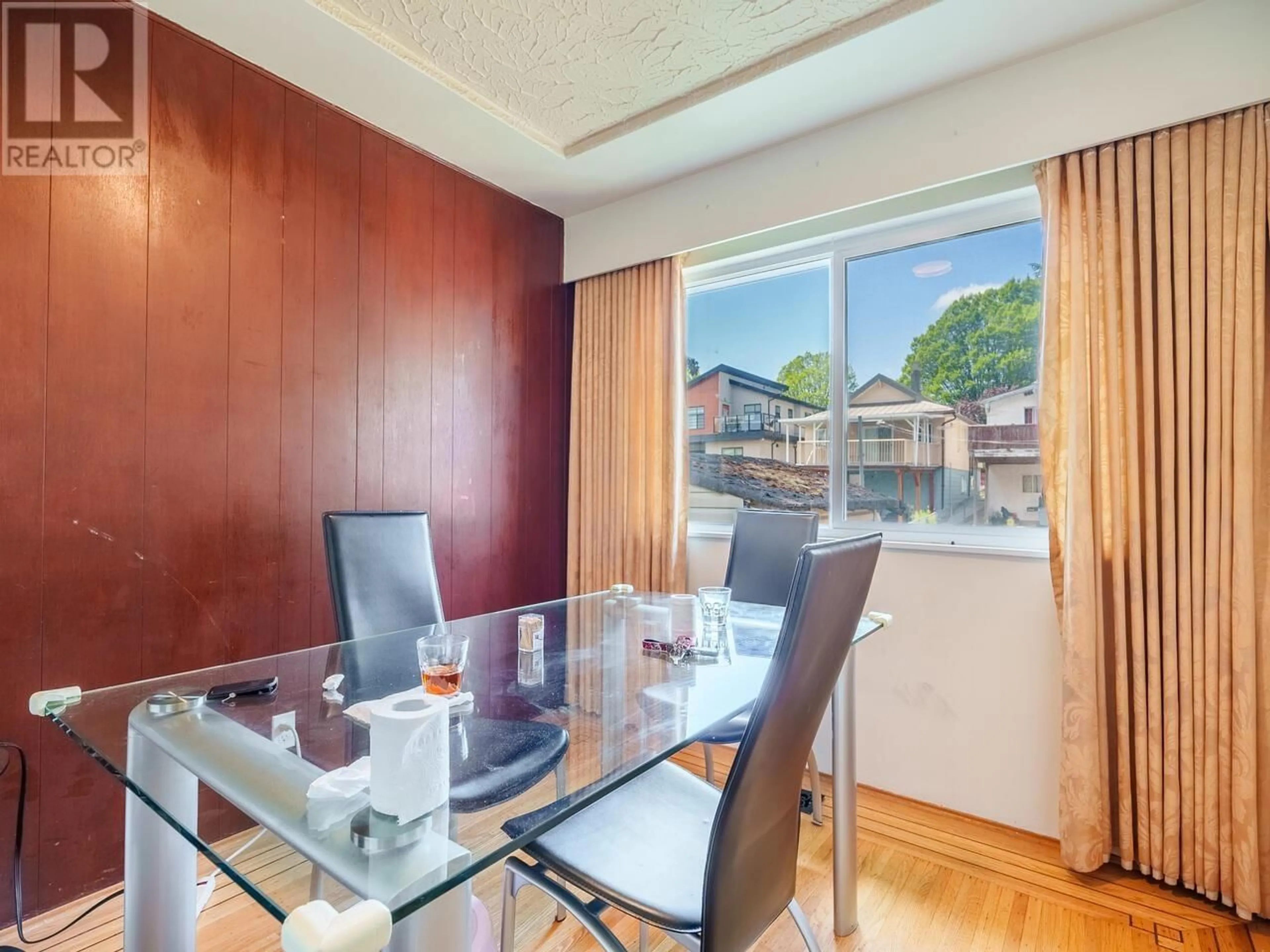 Dining room, wood floors for 4863 RUPERT STREET, Vancouver British Columbia V5R2J6