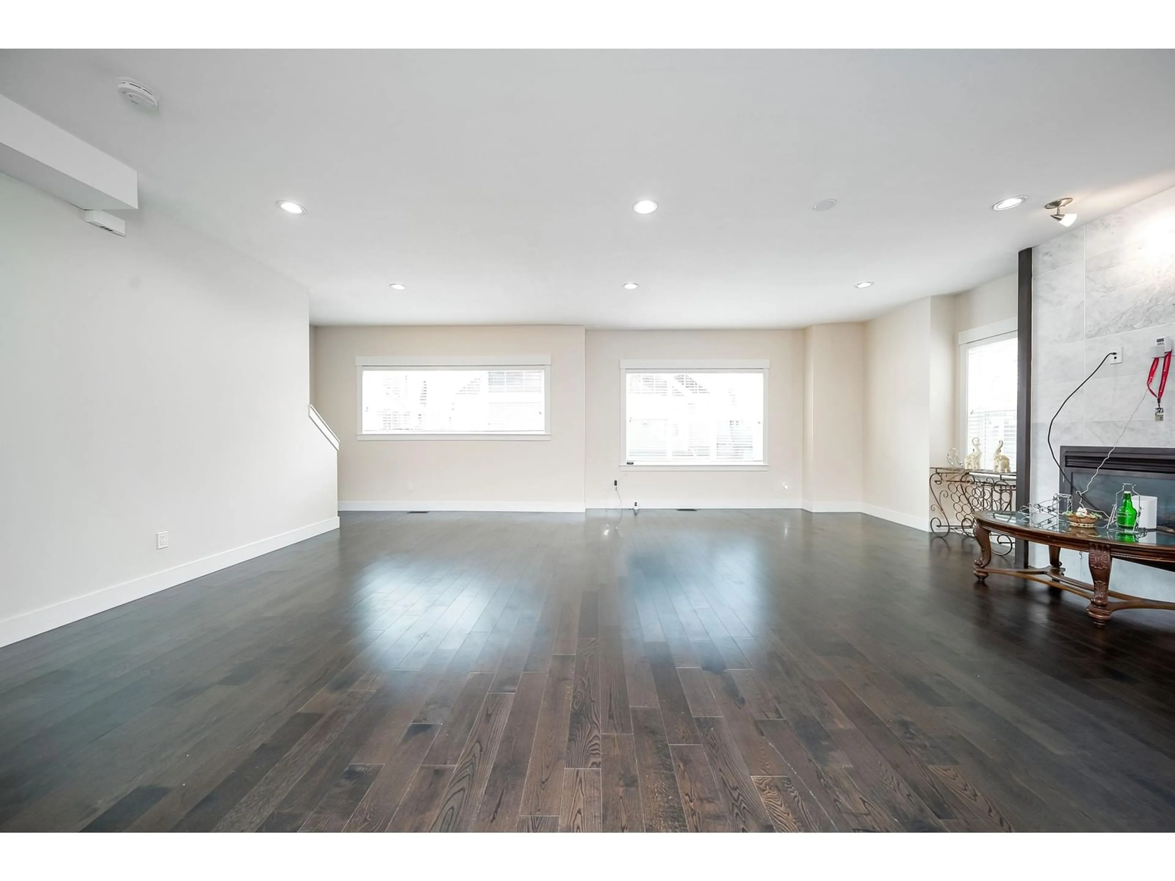 Other indoor space, wood floors for 21 15988 32 AVENUE, Surrey British Columbia V3Z2J4