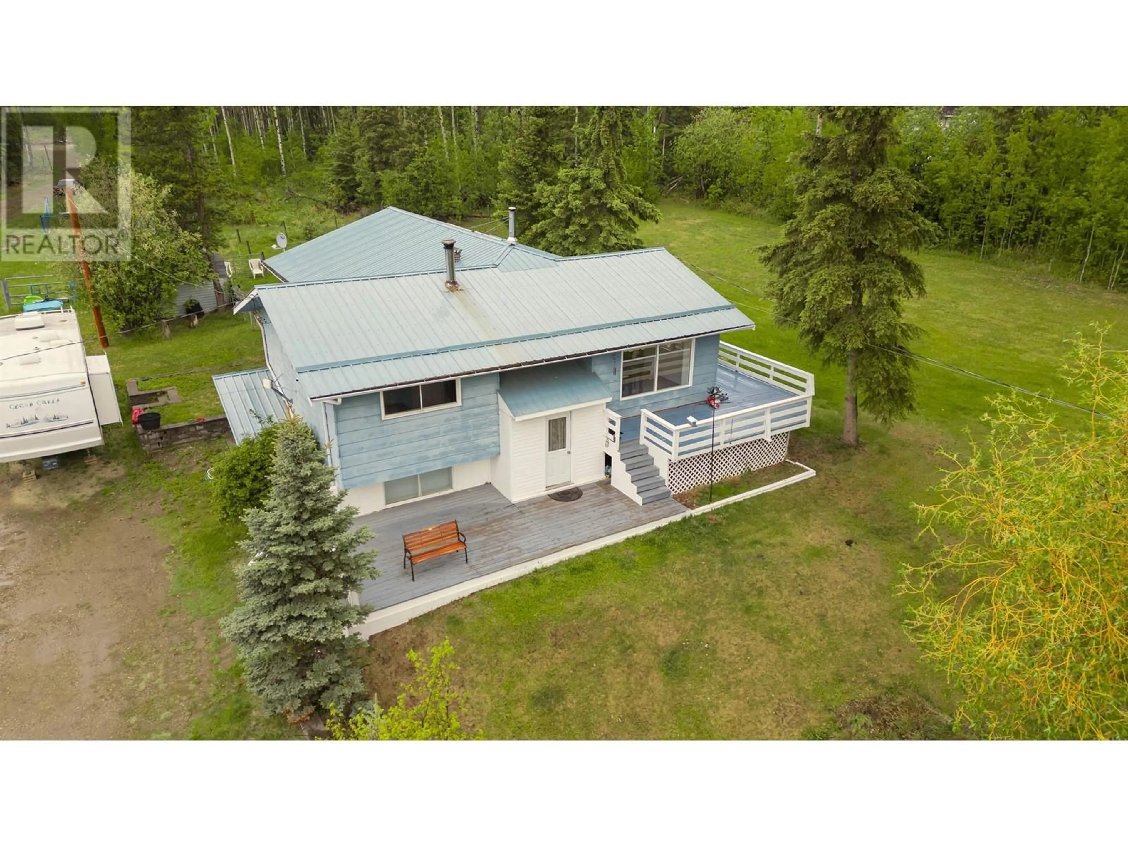 A pic from outside/outdoor area/front of a property/back of a property/a pic from drone, unknown for 13770 283 ROAD, Fort St. John British Columbia V0C1H0