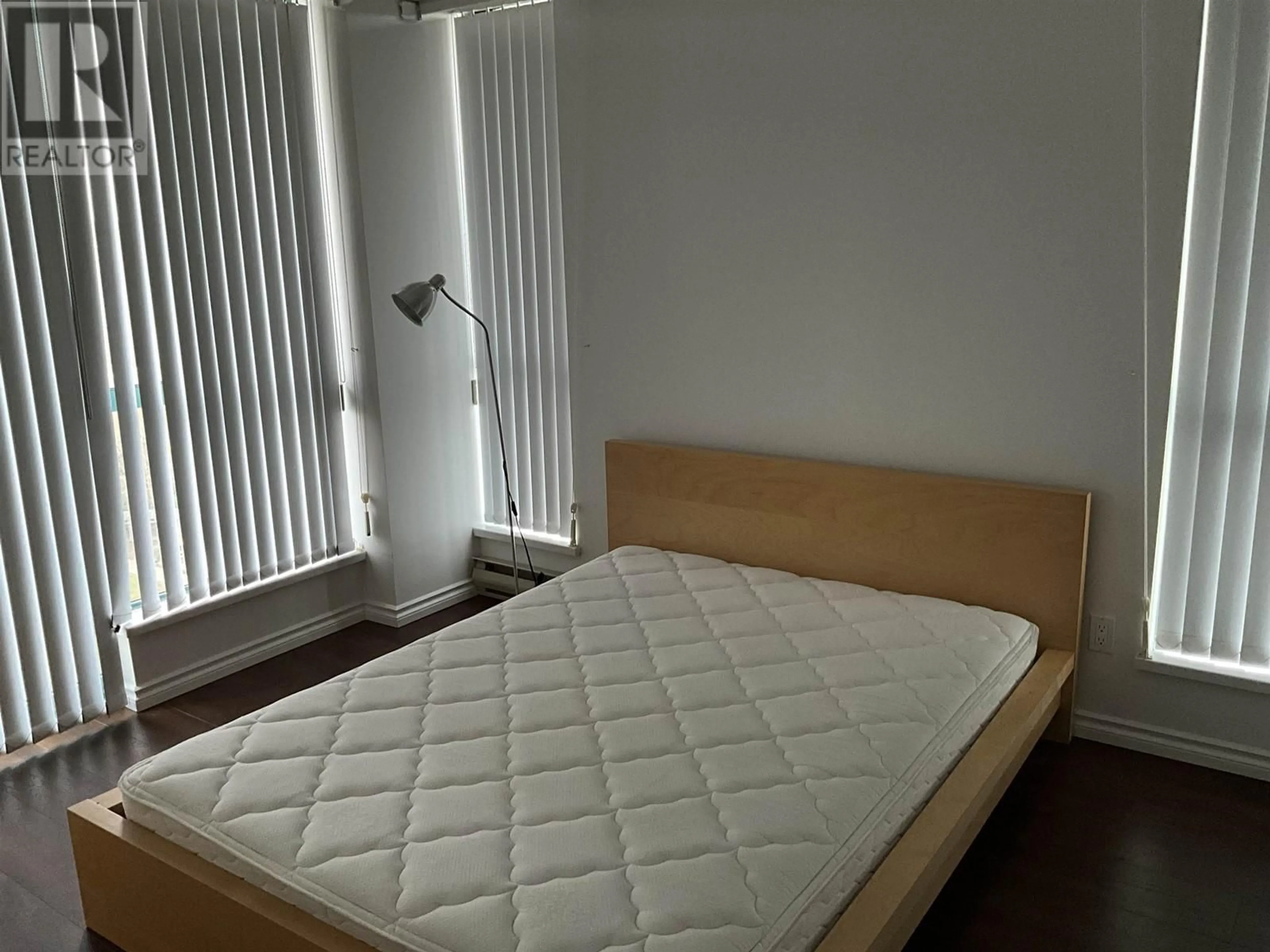 A pic of a room for 1606 - 7500 GRANVILLE AVENUE, Richmond British Columbia V6Y3Y6