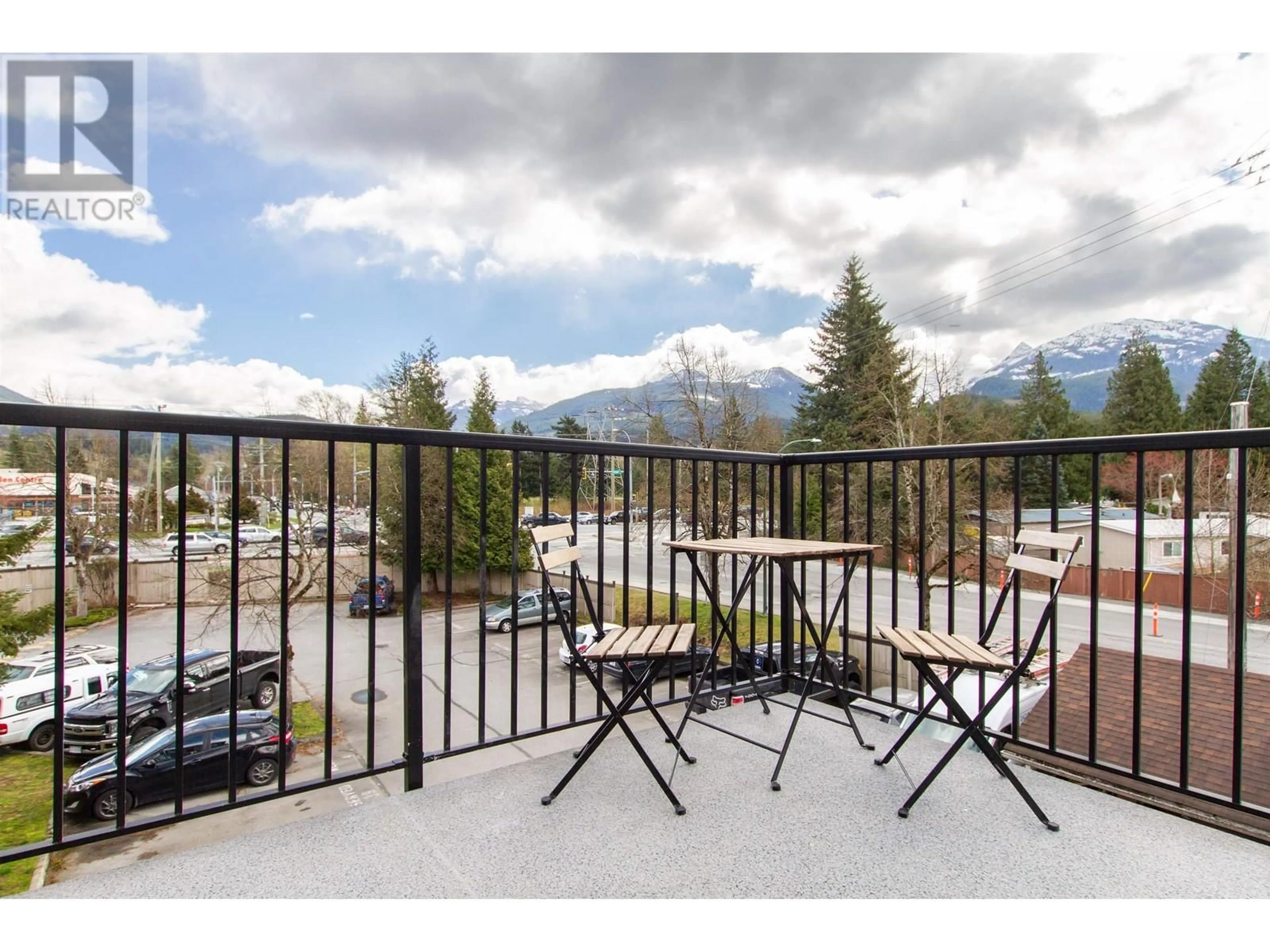 Patio, the view of mountain for A301 40100 WILLOW CRESCENT, Squamish British Columbia V8B0L8