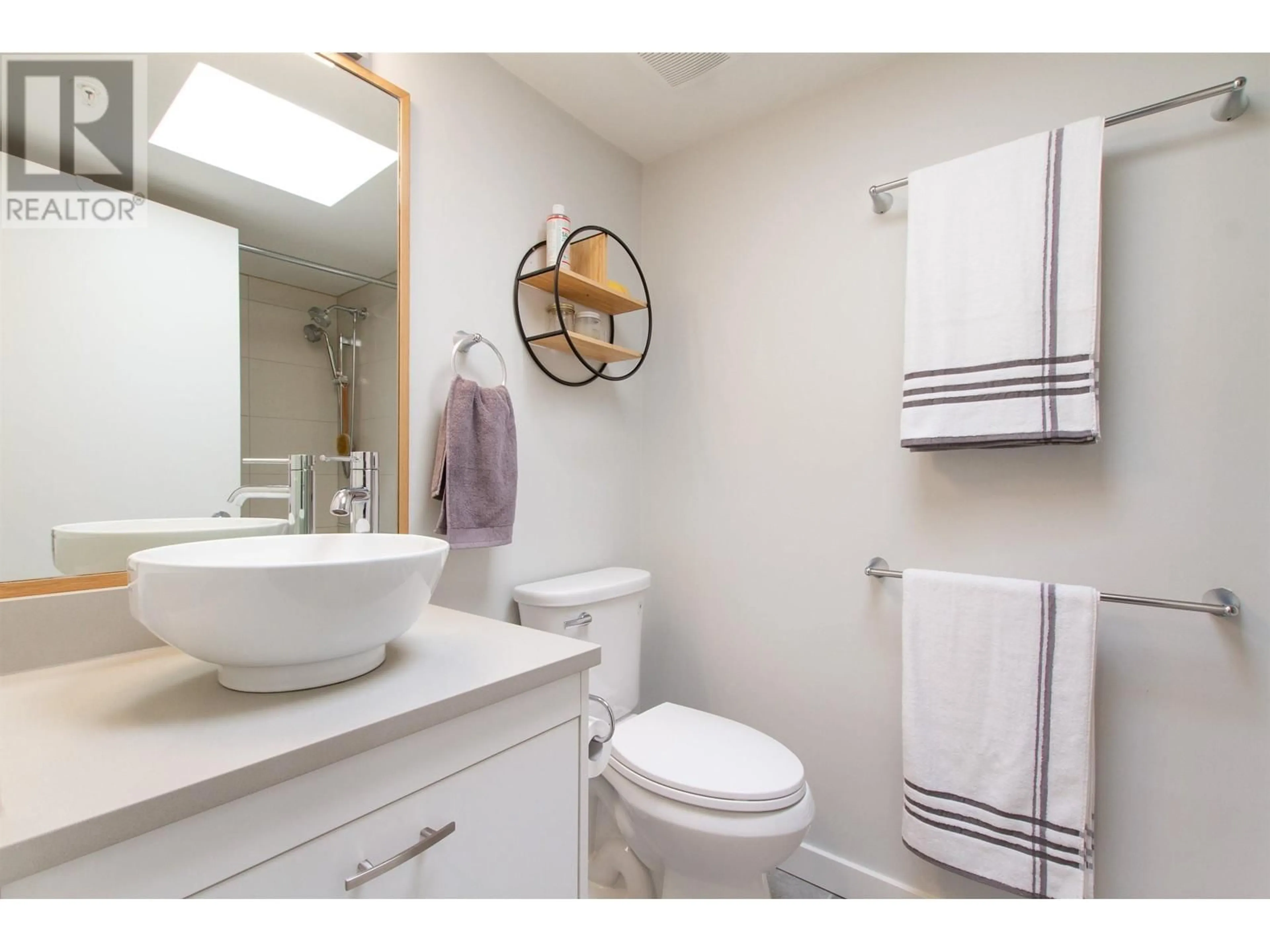 Standard bathroom for A301 40100 WILLOW CRESCENT, Squamish British Columbia V8B0L8