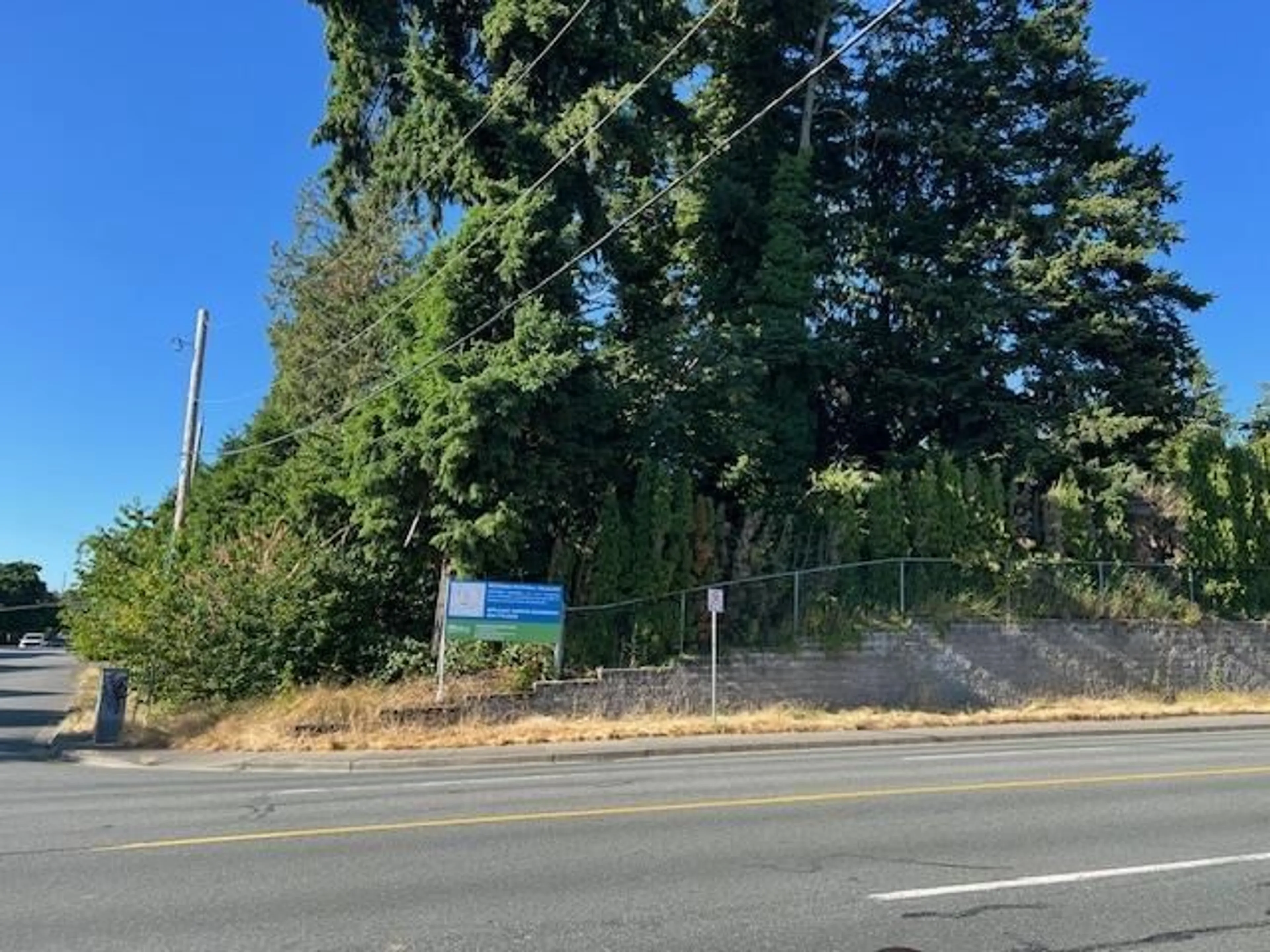 Frontside or backside of a home, the street view for 2494 ALDERVIEW STREET, Abbotsford British Columbia V2S4C9