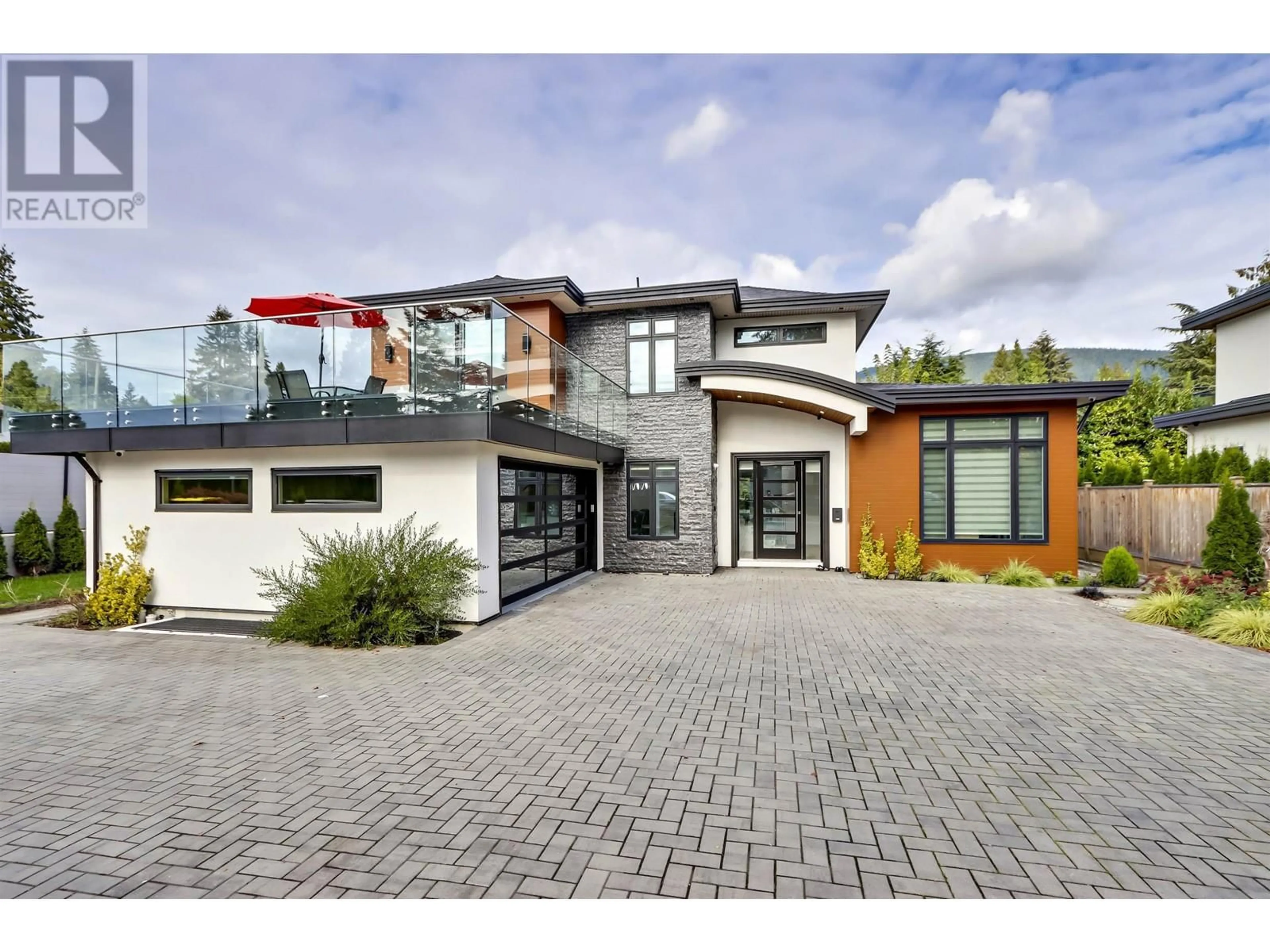 Frontside or backside of a home for 3560 HIGHLAND BOULEVARD, North Vancouver British Columbia V7R2Y6