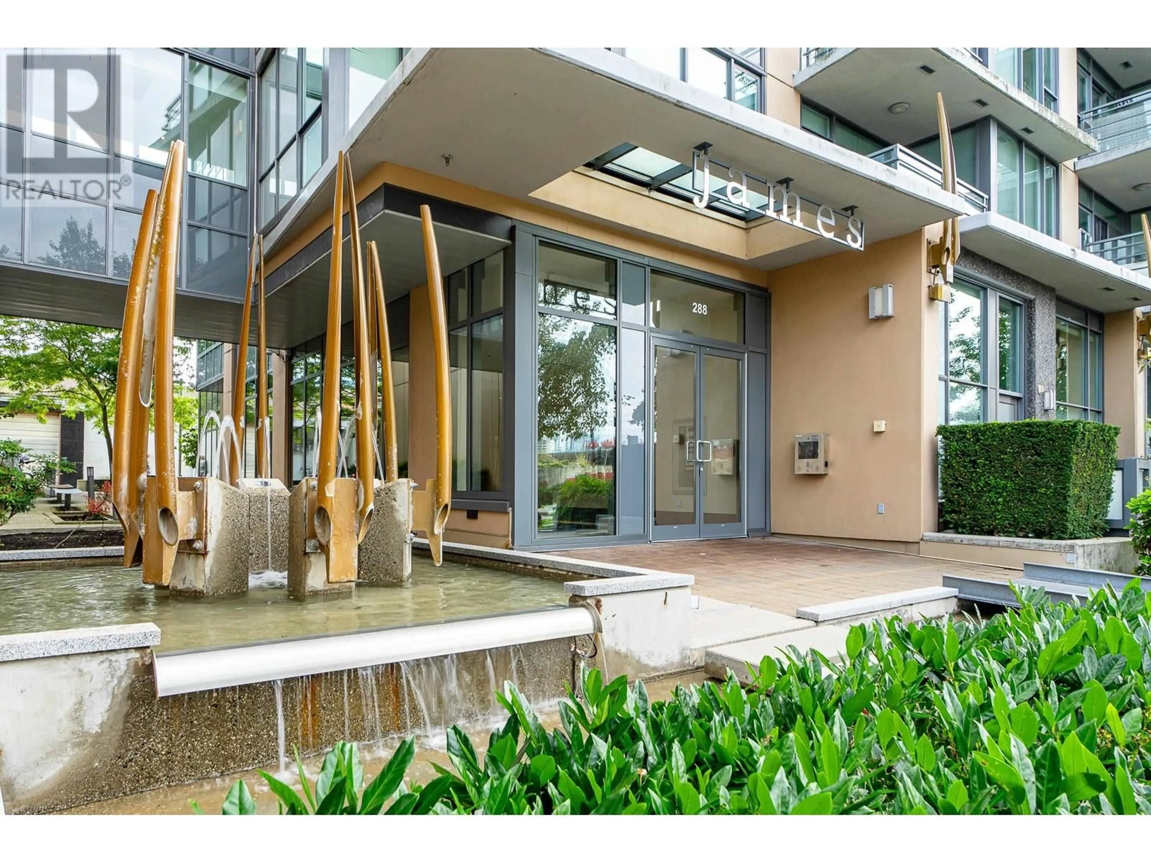 Indoor foyer for 1602 - 288 1ST AVENUE, Vancouver British Columbia V5Y0E9