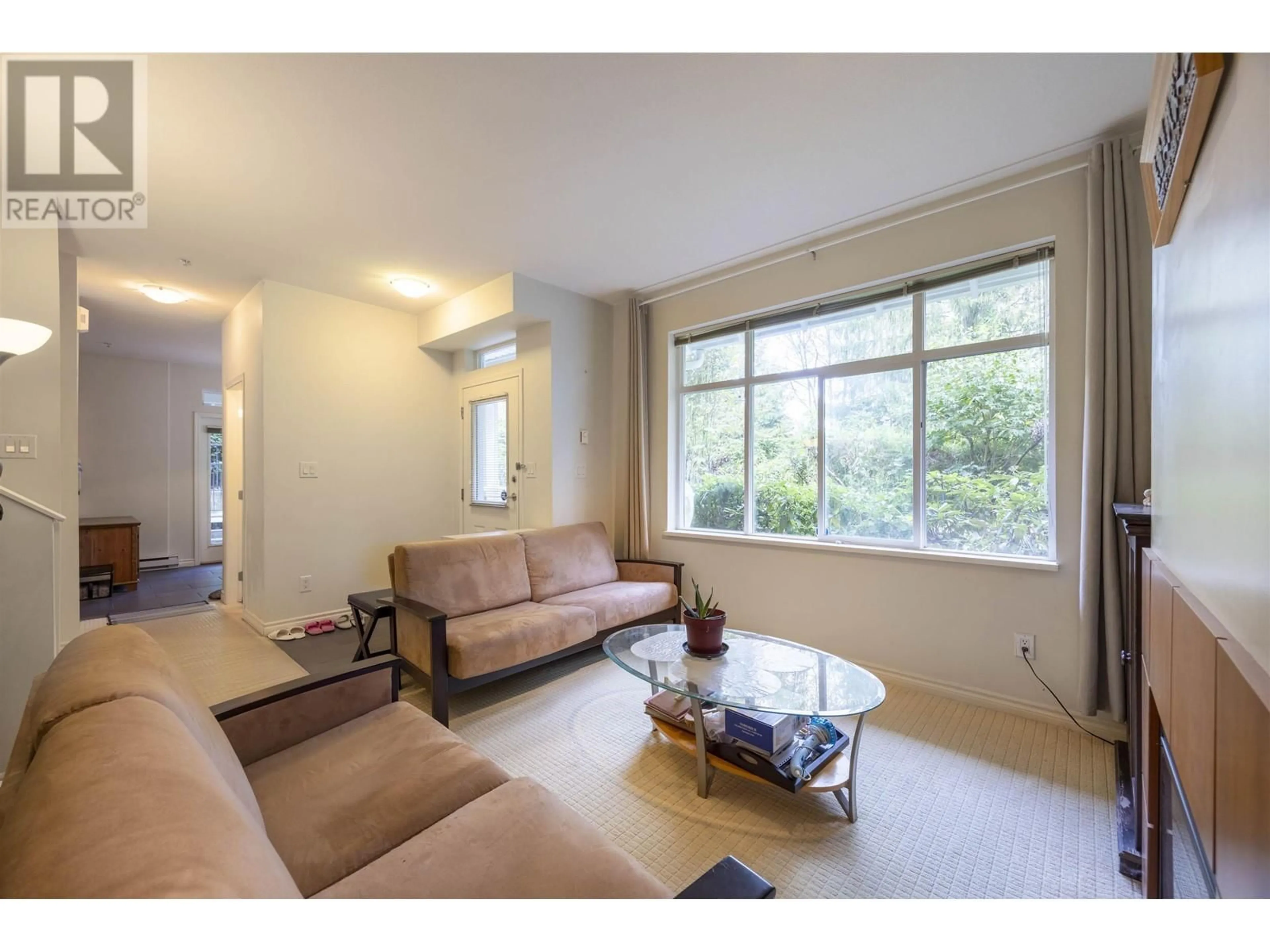 Living room with furniture, unknown for 46 - 6878 SOUTHPOINT DRIVE, Burnaby British Columbia V3N5E4