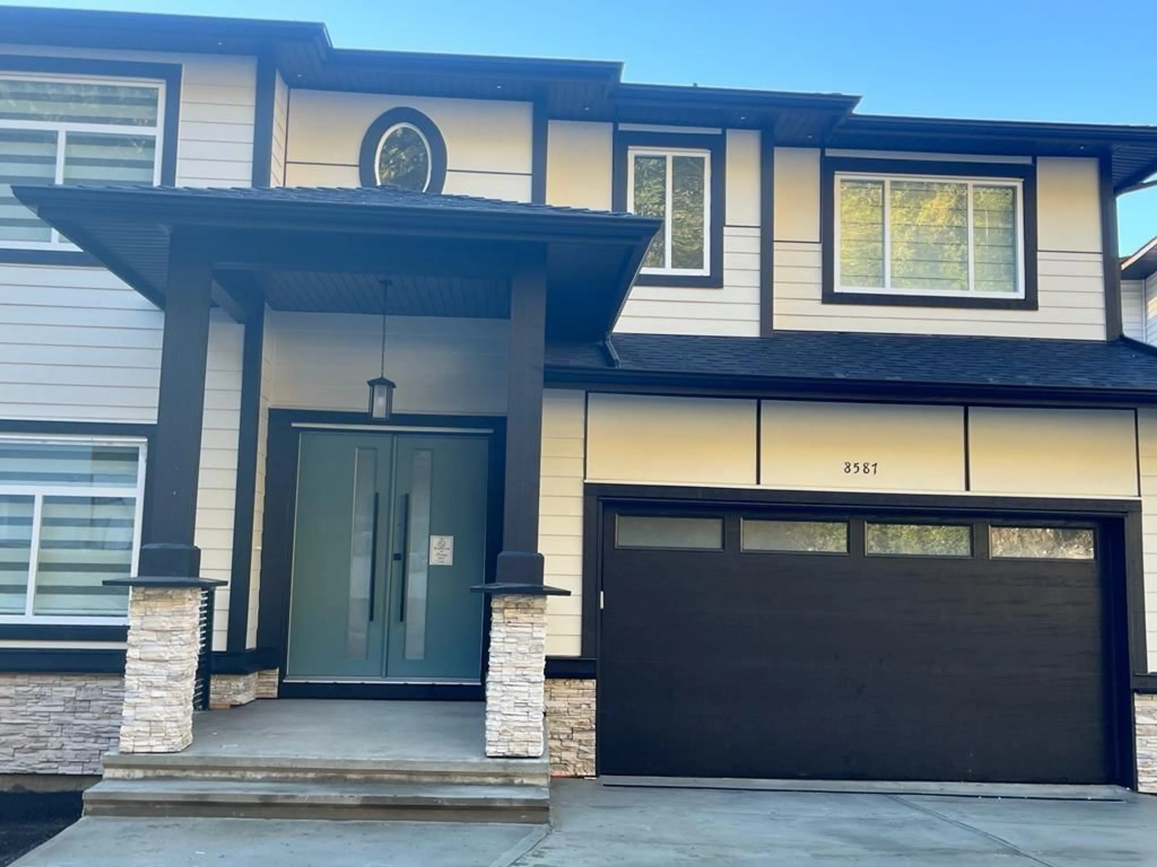 Home with vinyl exterior material, street for 8587 FOREST GATE DRIVE, Chilliwack British Columbia V4Z0C7