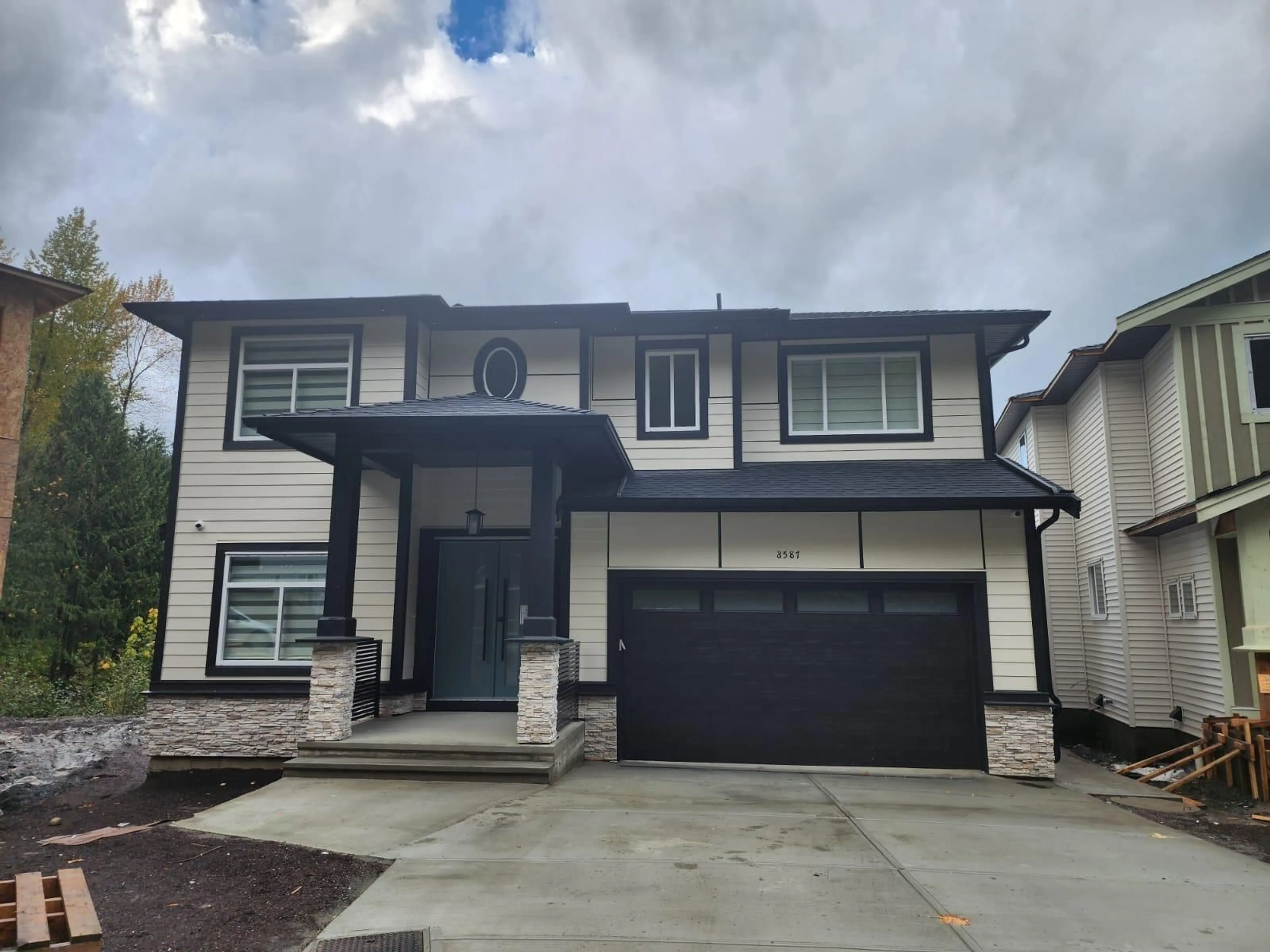 Frontside or backside of a home, mountain for 8587 FOREST GATE DRIVE|Eastern Hillsides, Chilliwack British Columbia V4Z0C7