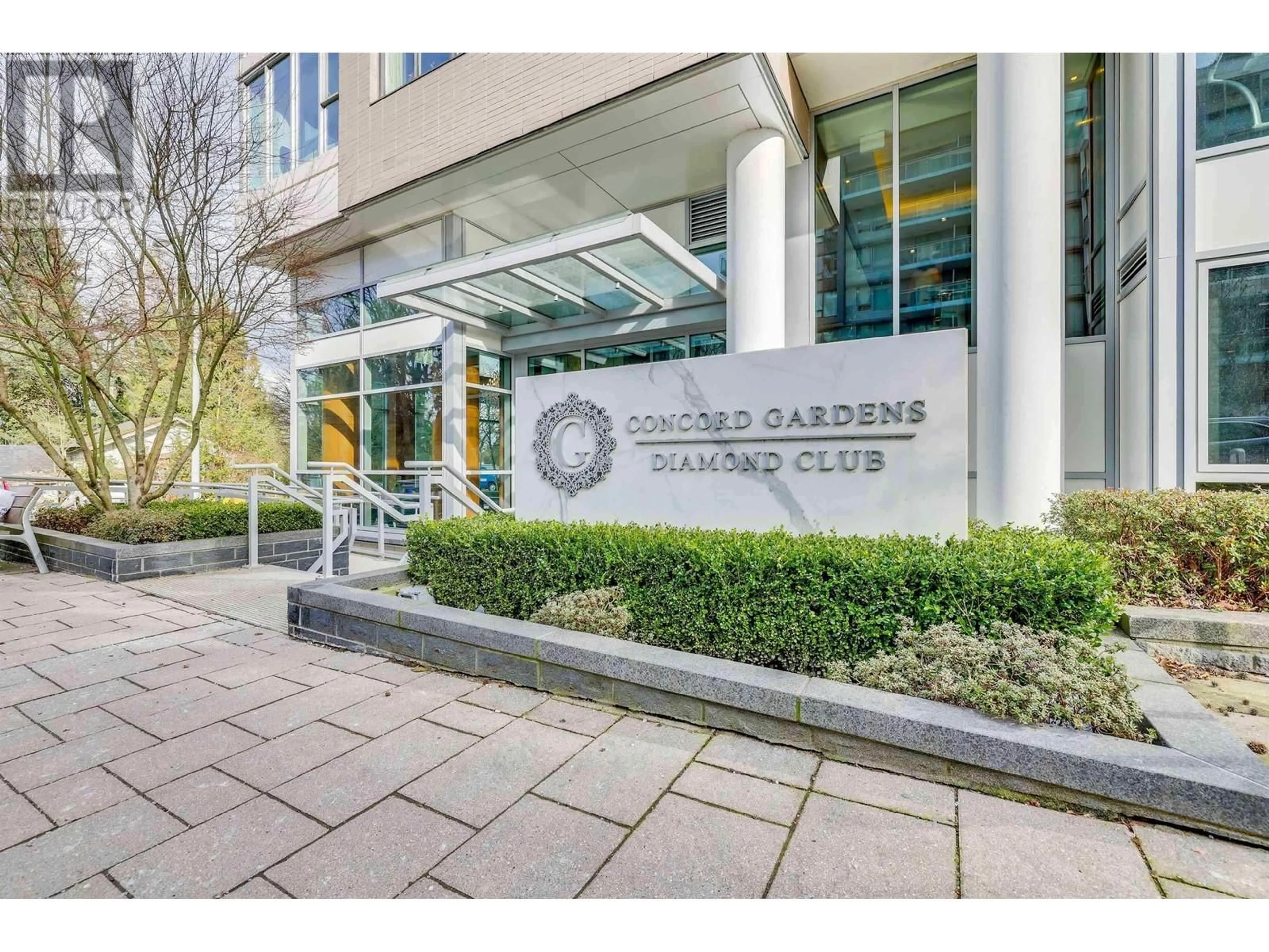 Indoor foyer for 923 3300 KETCHESON ROAD, Richmond British Columbia V6X0S5