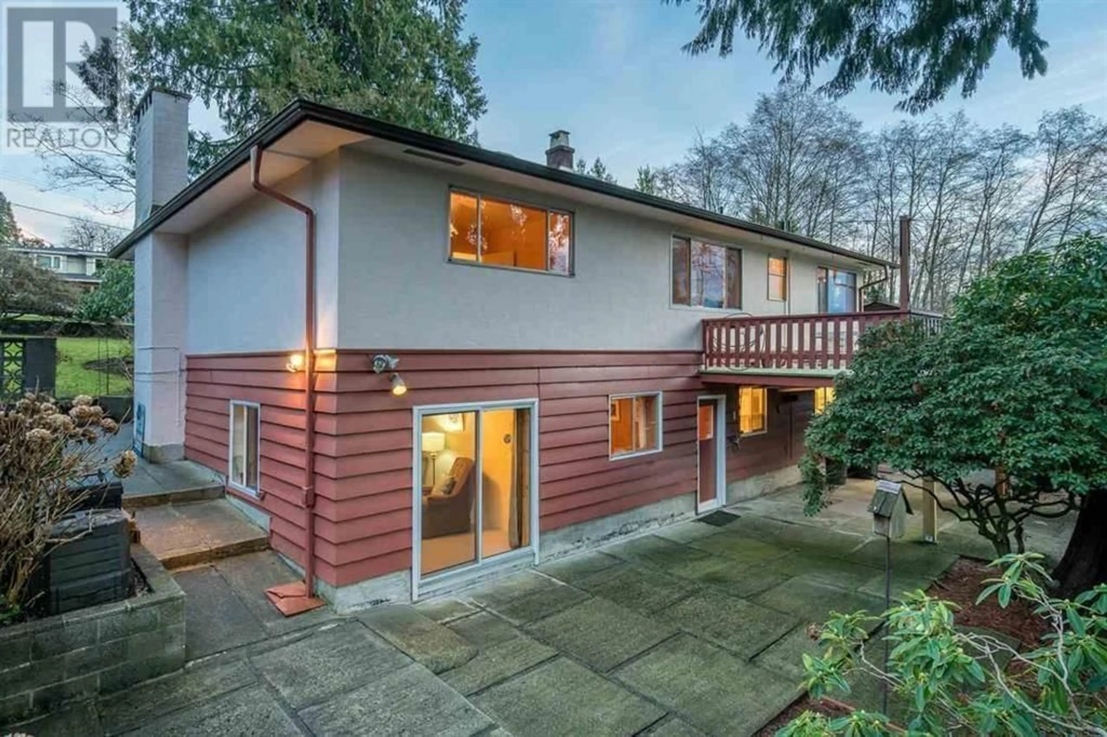 Frontside or backside of a home, cottage for 3737 CALDER AVENUE, North Vancouver British Columbia V7N3S1