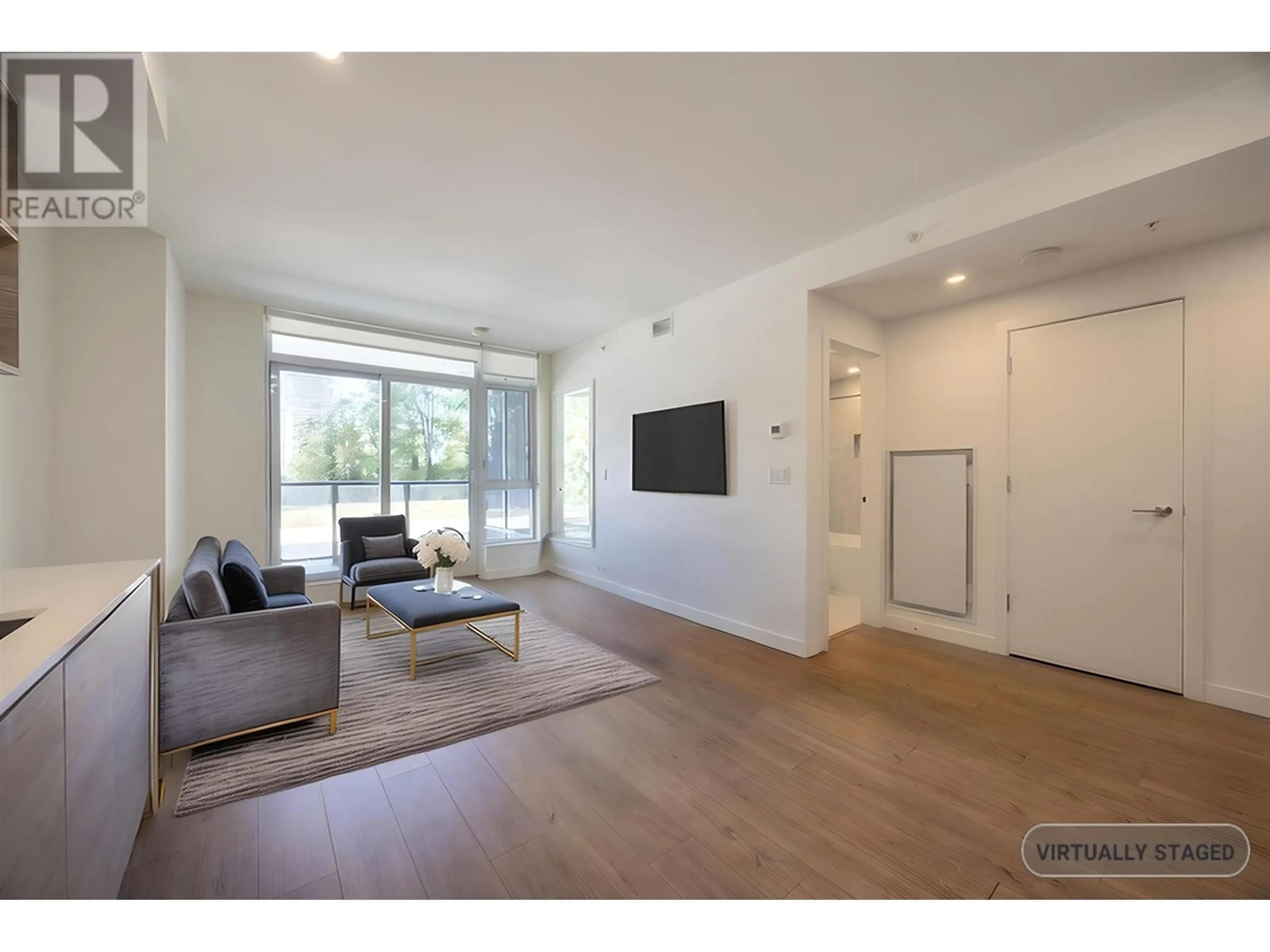 Living room, wood floors for 407 595 AUSTIN AVENUE, Coquitlam British Columbia V3K0G7