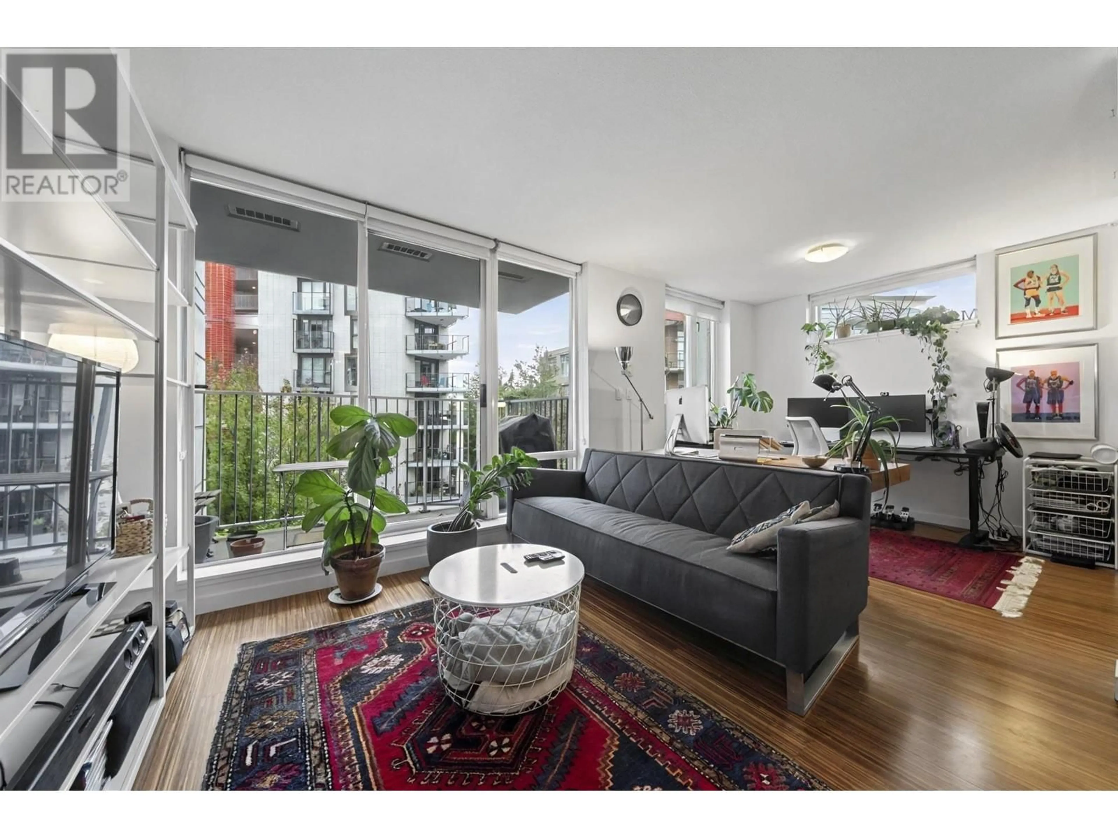 Living room, wood floors for 501 328 E 11TH AVENUE, Vancouver British Columbia V5T4W1