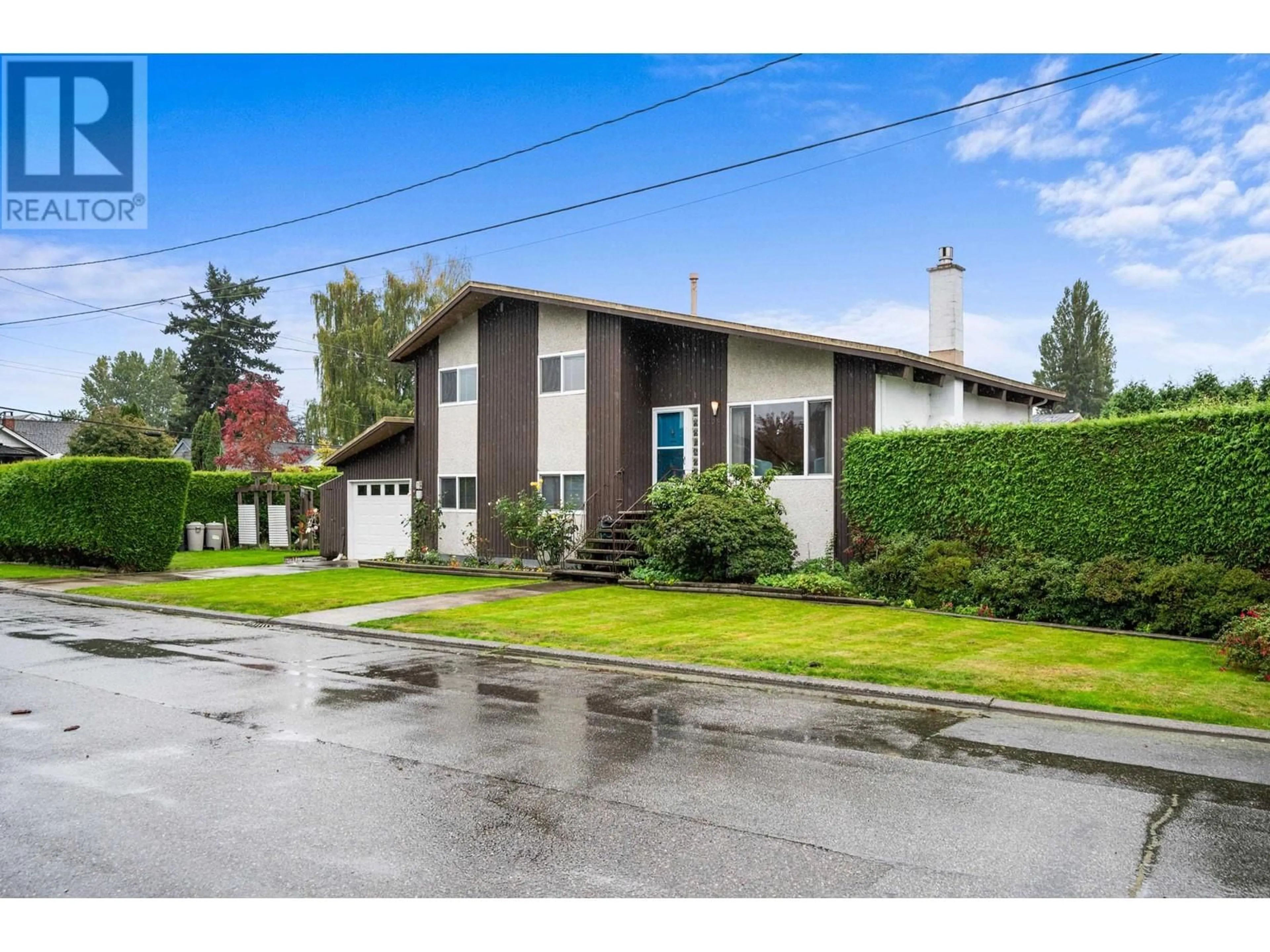 Frontside or backside of a home, the street view for 4705 47 AVENUE, Delta British Columbia V4K1P5