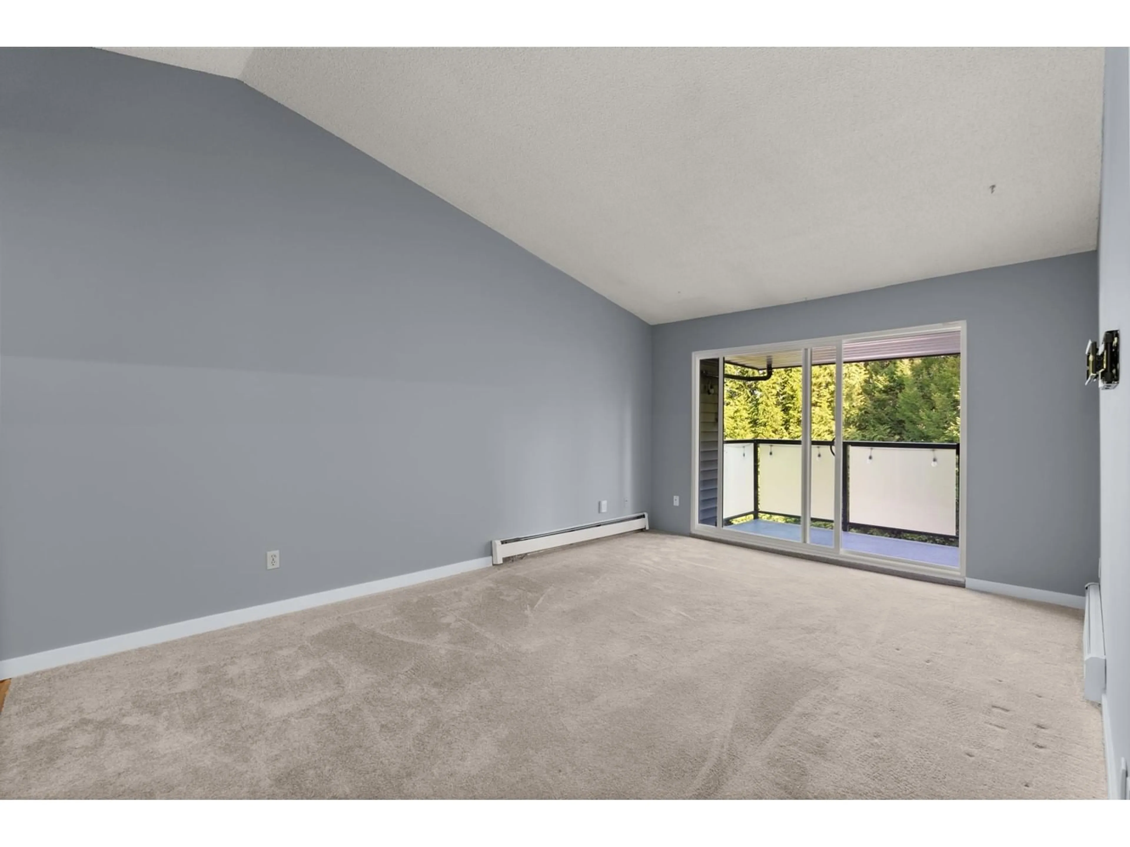 A pic of a room, carpet floors for 305 33400 BOURQUIN PLACE, Abbotsford British Columbia V2S5G3