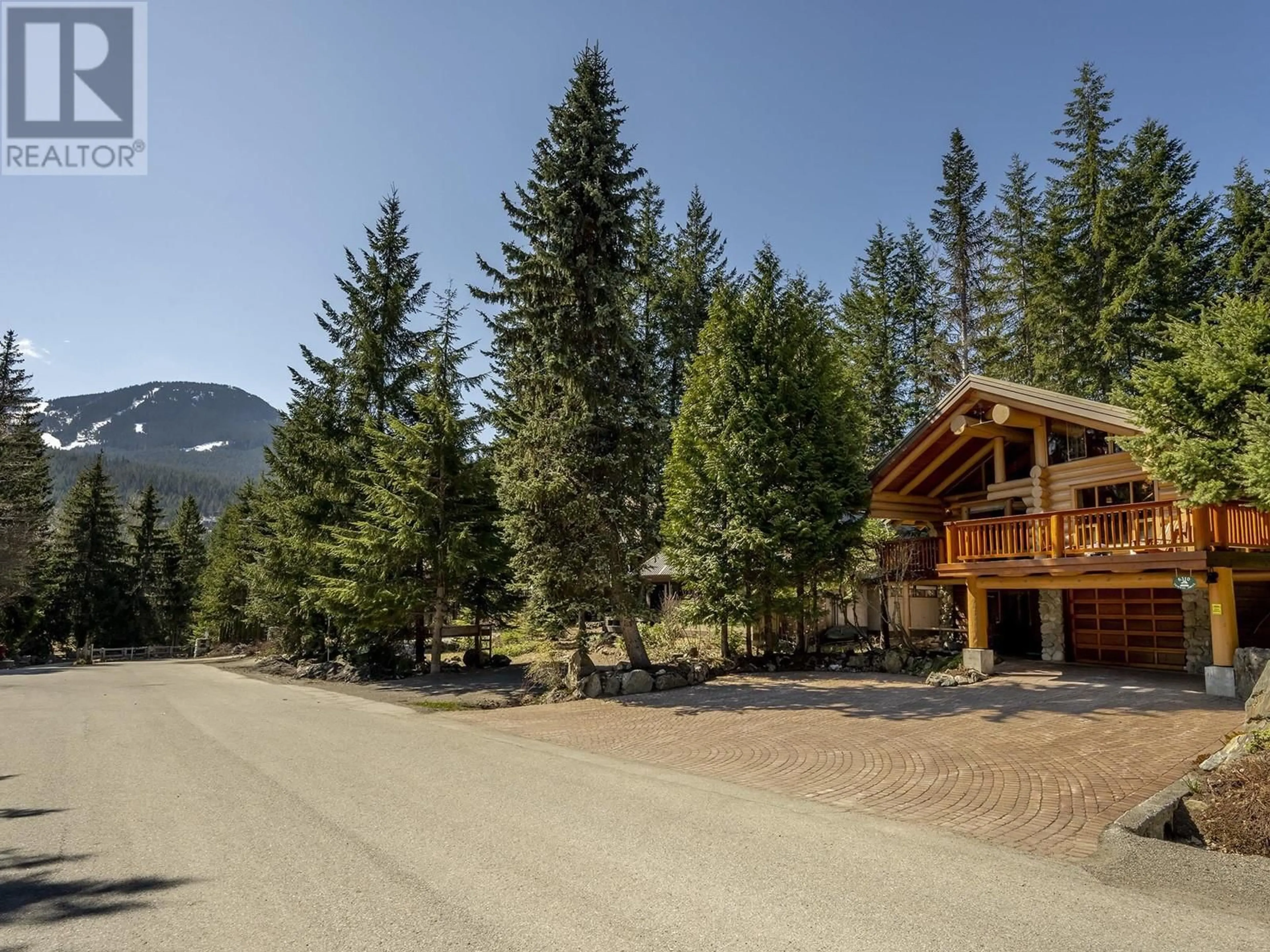 A pic from exterior of the house or condo, the street view for 6310 FAIRWAY DRIVE, Whistler British Columbia V8E0C9