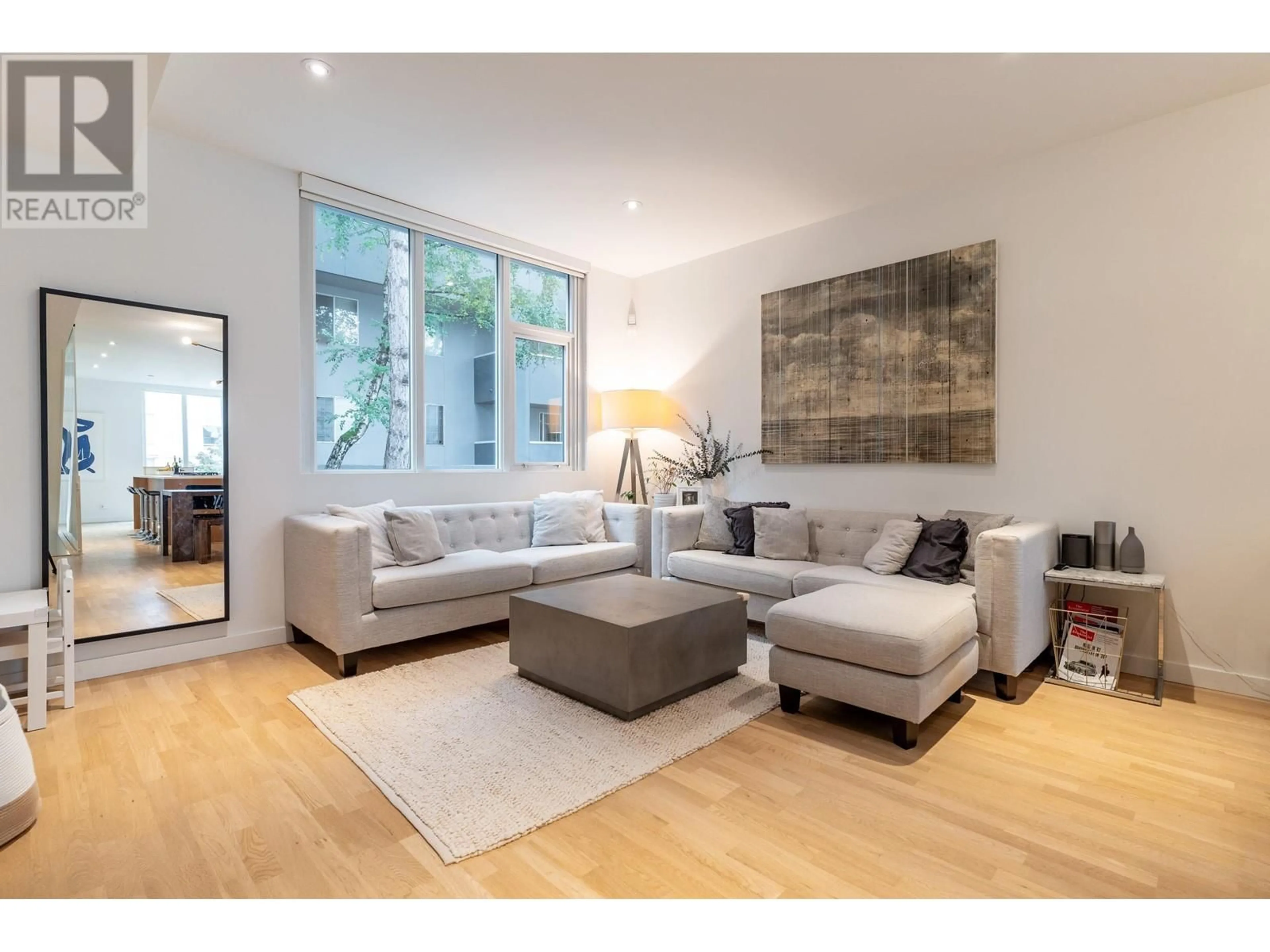 Living room, wood floors for 2210 WILLOW STREET, Vancouver British Columbia V5Z0C8