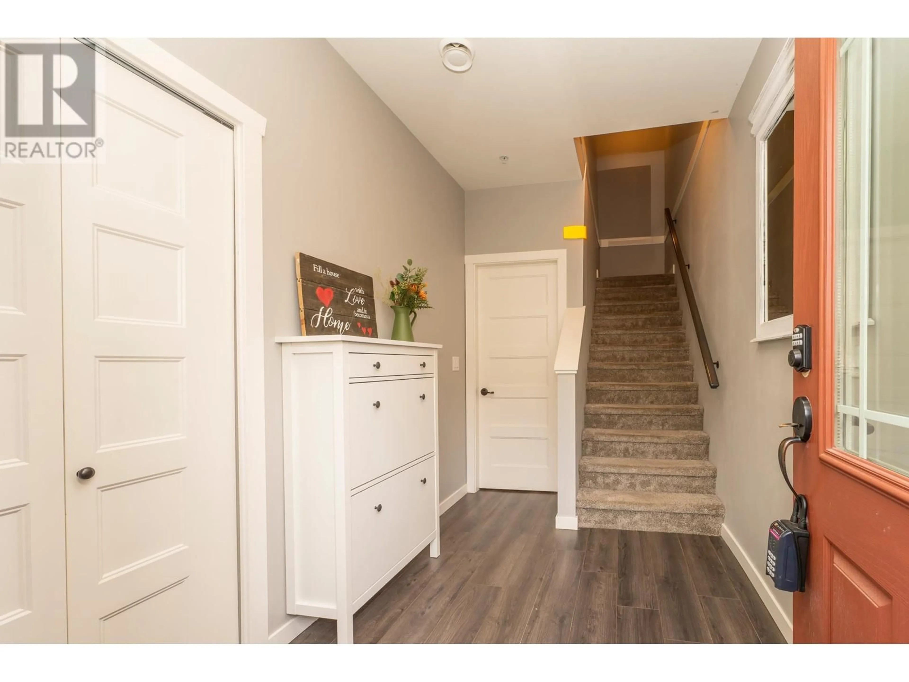 Indoor entryway, wood floors for 25 10480 248 STREET, Maple Ridge British Columbia V2W0J4