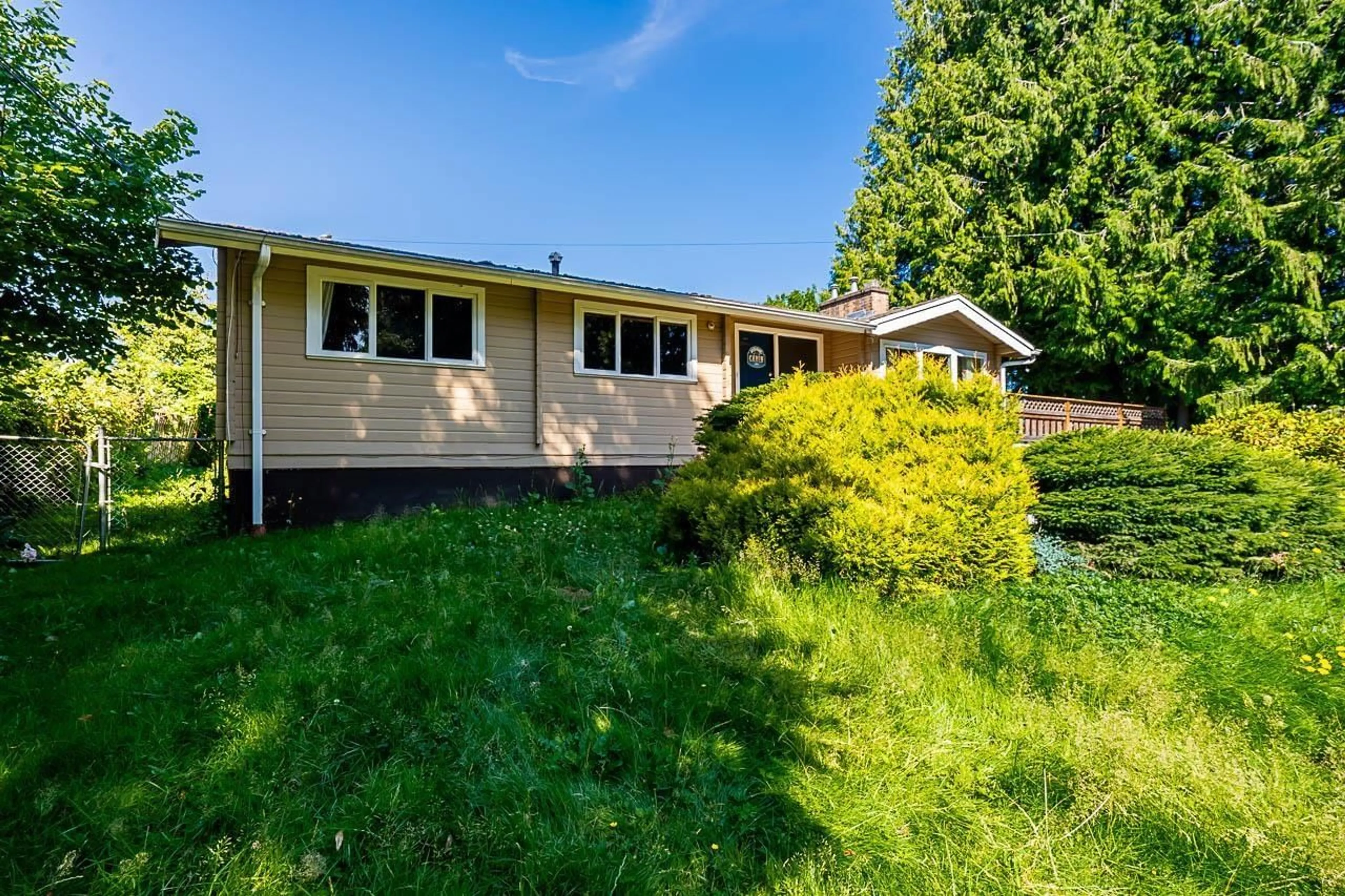 Frontside or backside of a home, the fenced backyard for 2853 MCCALLUM ROAD, Abbotsford British Columbia V2S3R4