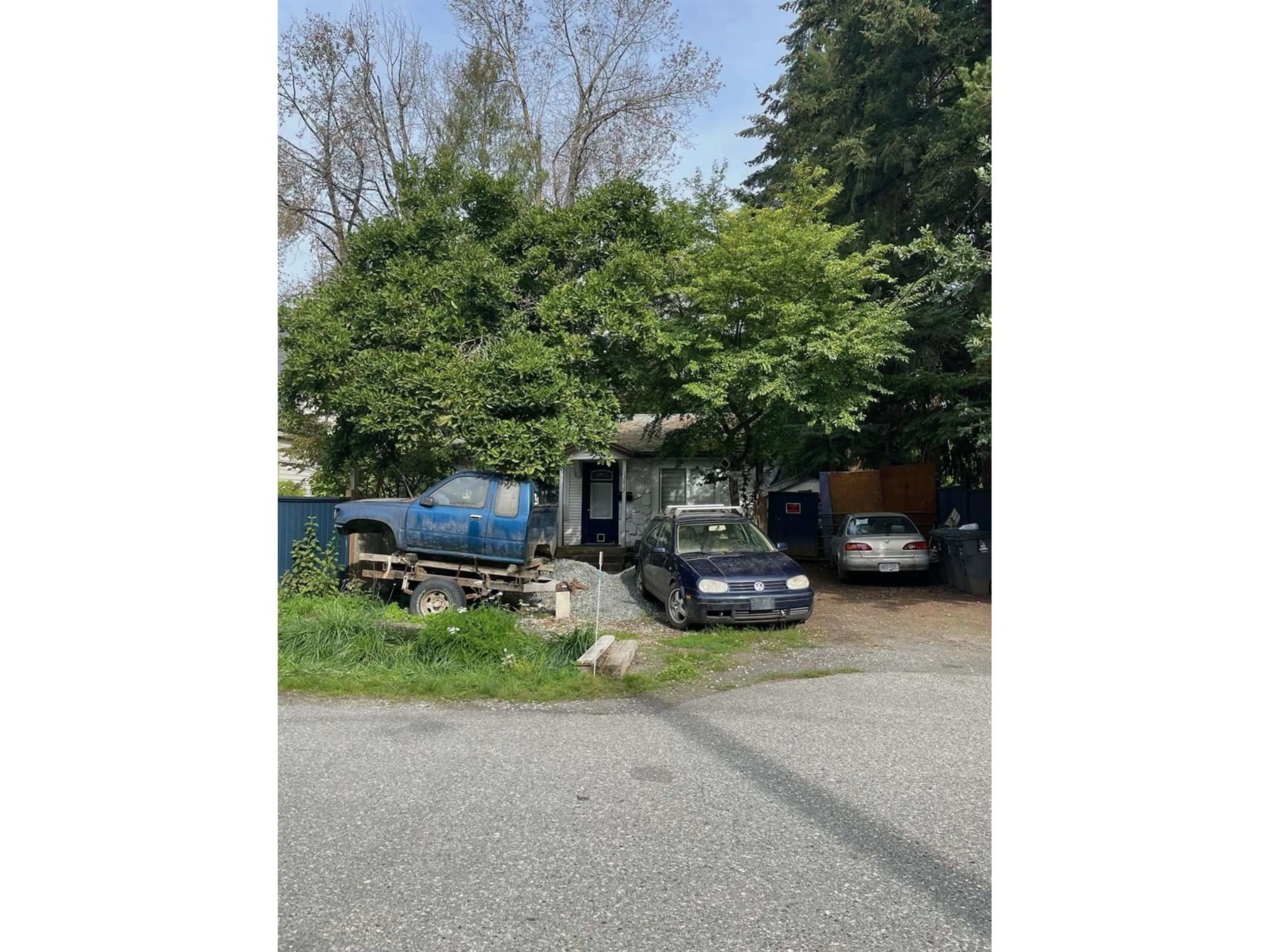 Frontside or backside of a home, the street view for 13657 HOWEY ROAD, Surrey British Columbia V3R5K7