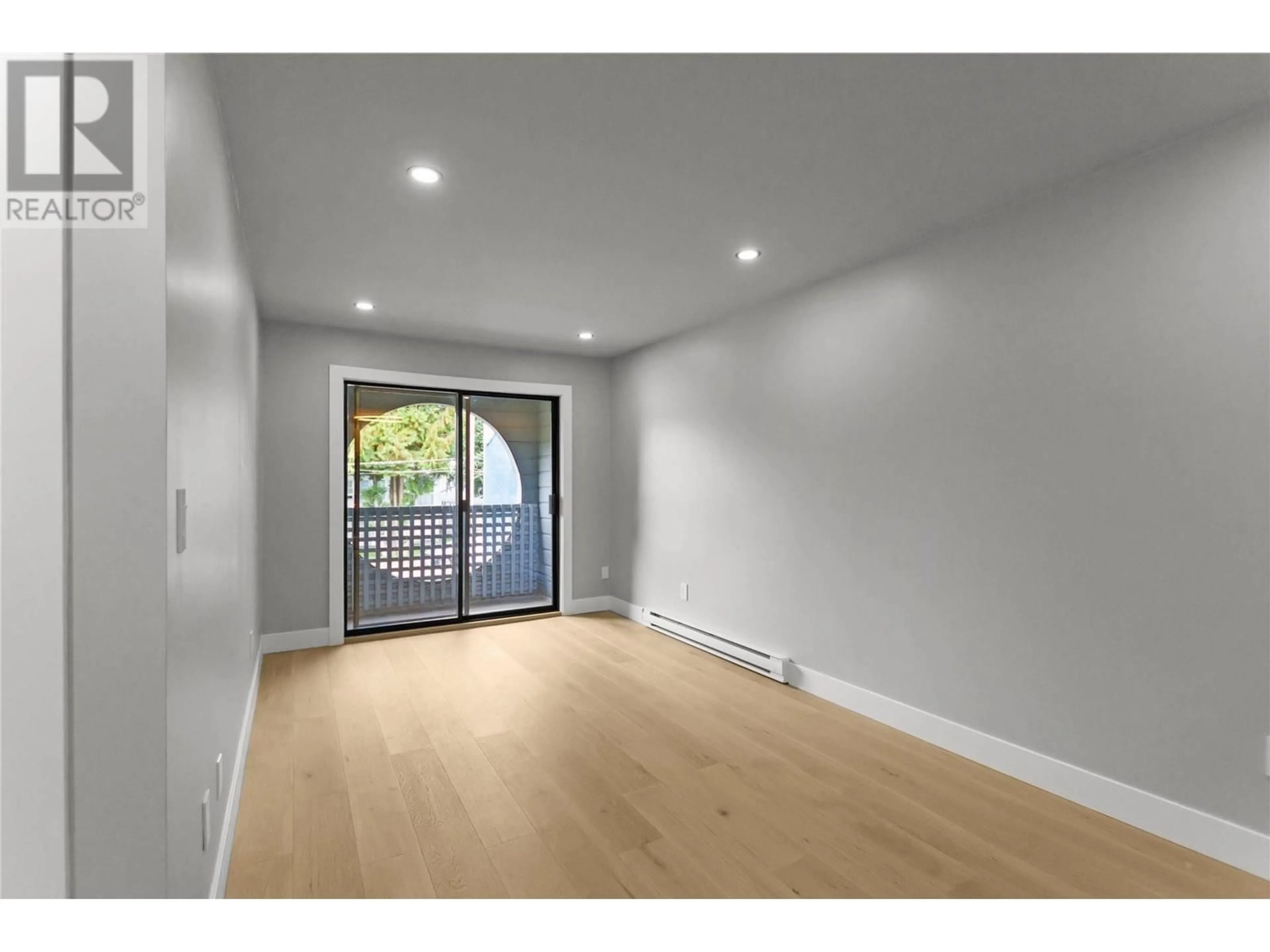 A pic of a room, wood floors for 201 1948 COQUITLAM AVENUE, Port Coquitlam British Columbia V3B1J3