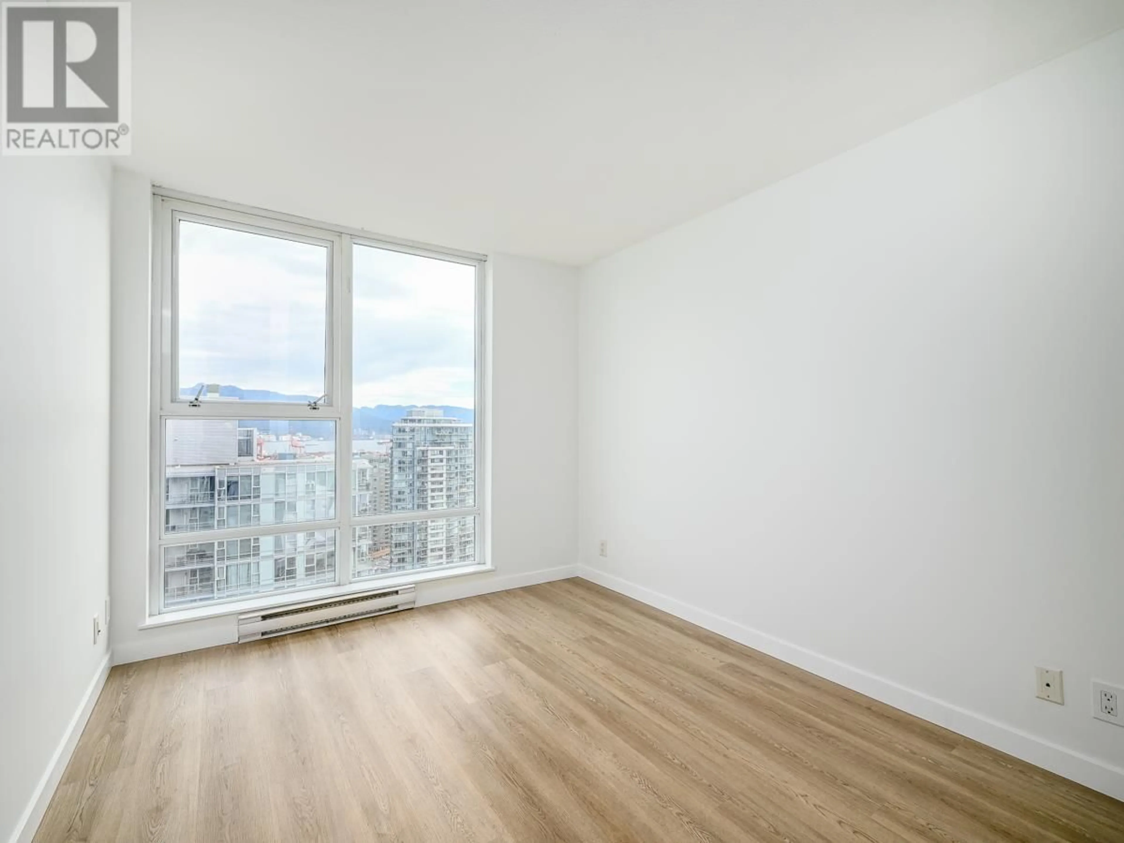 A pic of a room, wood floors for 3207 111 W GEORGIA STREET, Vancouver British Columbia V6B1T8