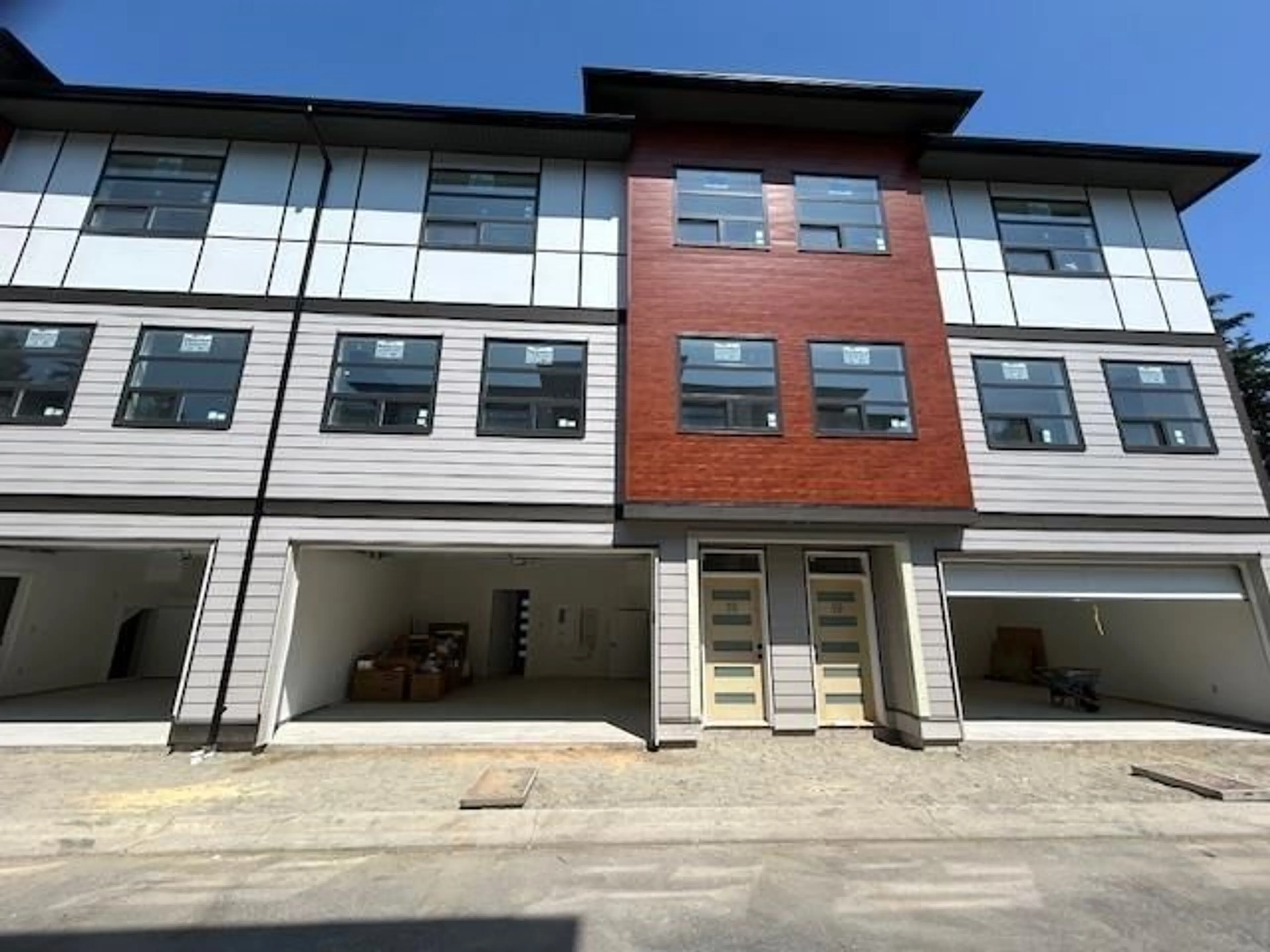 Unknown for 15 - 32970 TUNBRIDGE, Mission British Columbia V2V6X9