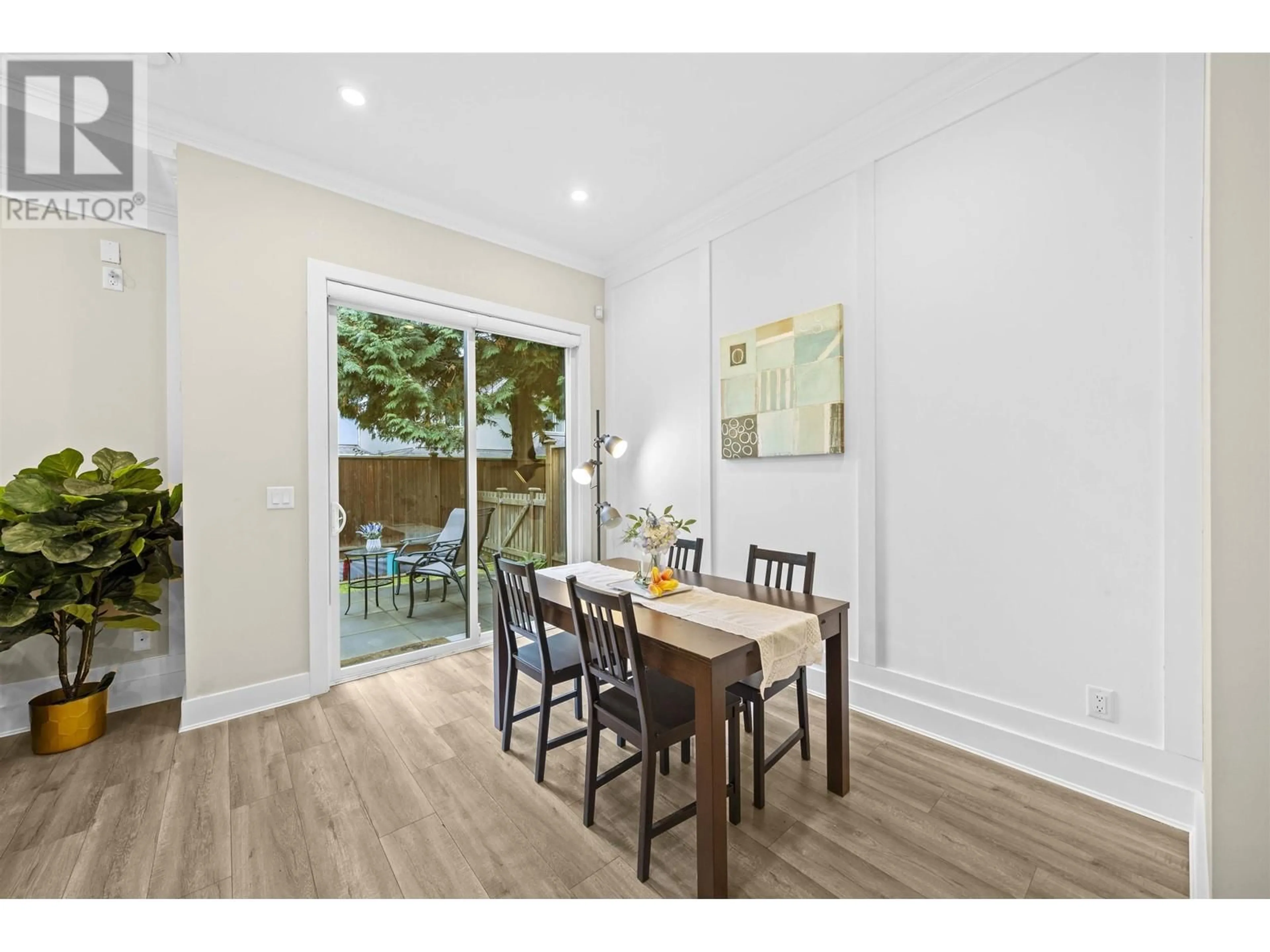 Dining room, wood floors, cottage for 10 7388 RAILWAY AVENUE, Richmond British Columbia V7C3J9