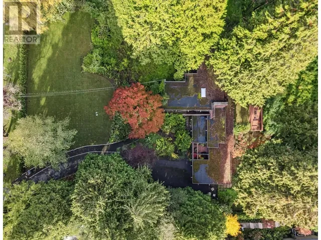 4755 BELMONT AVENUE, Vancouver 2