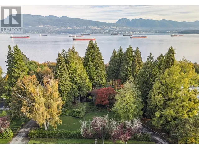 4755 BELMONT AVENUE, Vancouver 3
