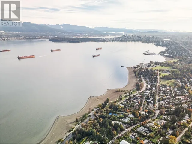 4755 BELMONT AVENUE, Vancouver 5