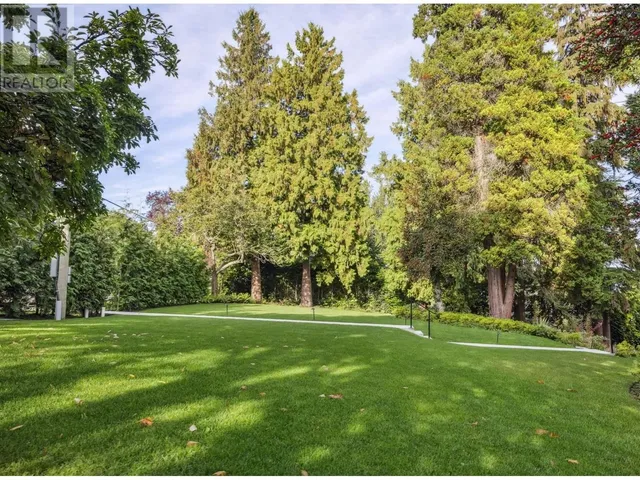 4769 BELMONT AVENUE, Vancouver 2