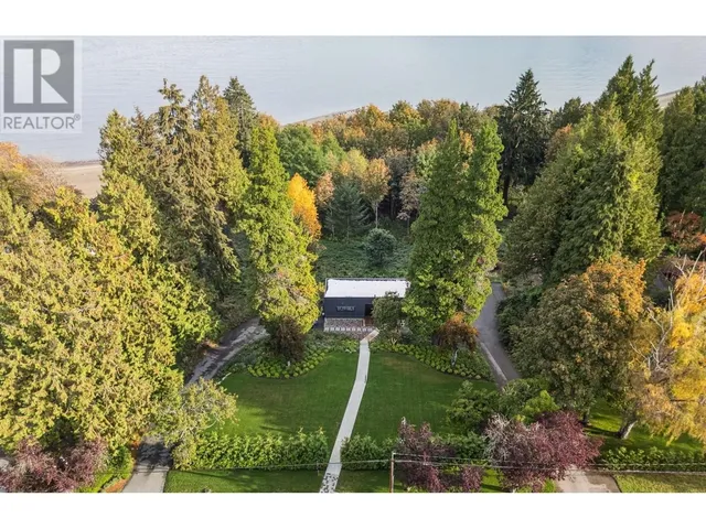 4769 BELMONT AVENUE, Vancouver 3