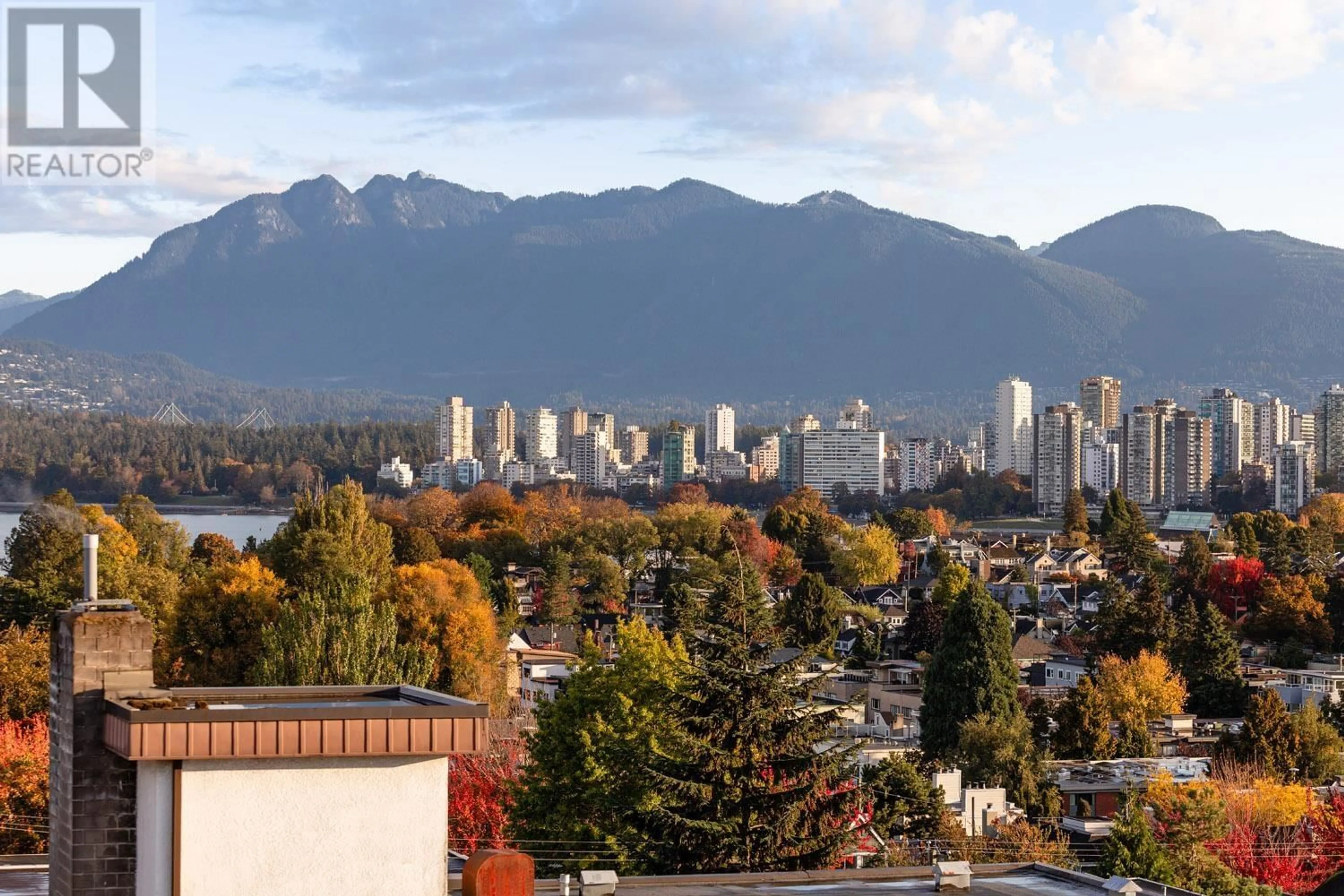 A pic from exterior of the house or condo, the view of city buildings for PH20 2175 W 3RD AVENUE, Vancouver British Columbia V6K1L2