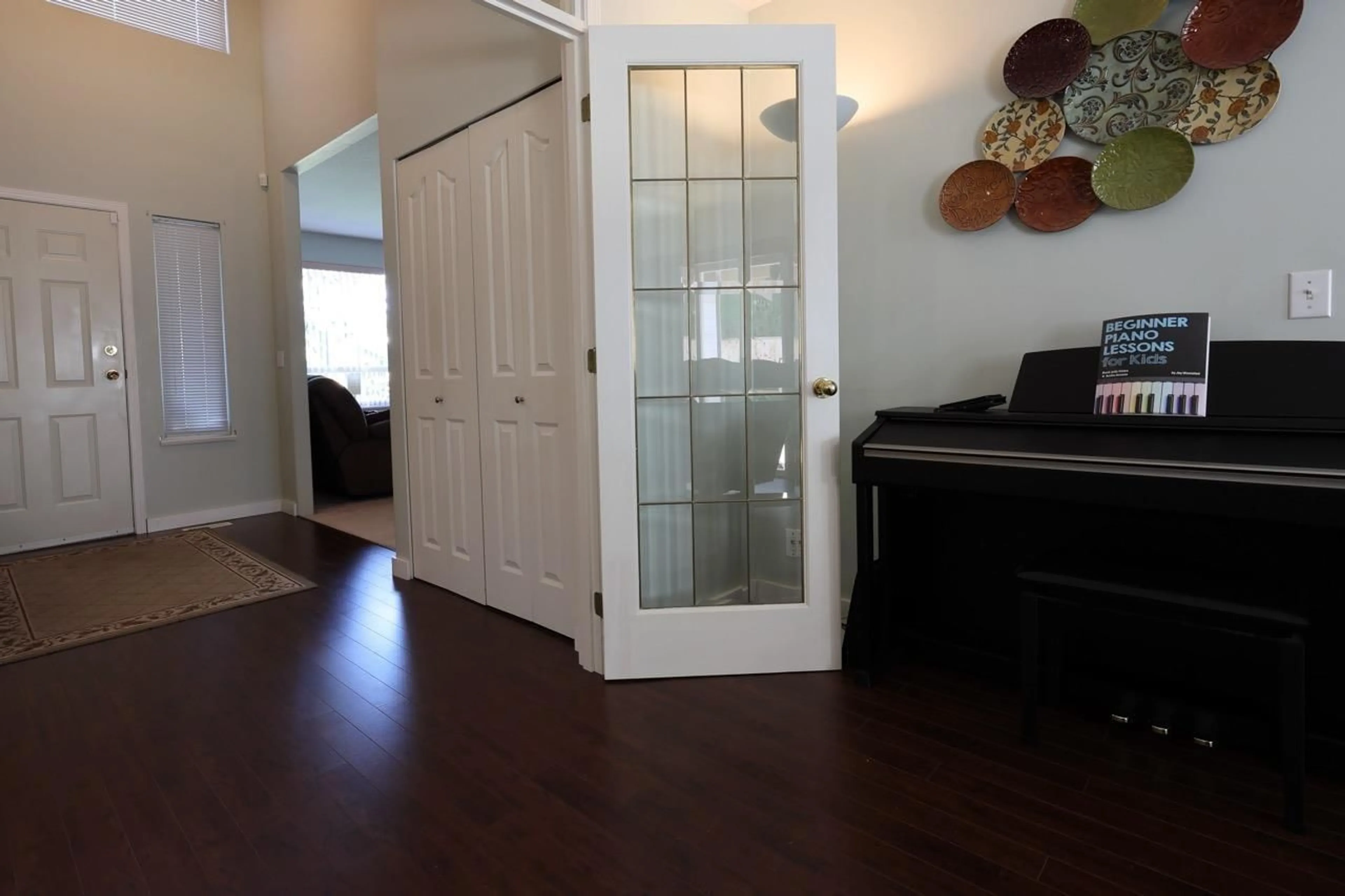 Indoor entryway, wood floors for 4558 220 STREET, Langley British Columbia V3A8E2