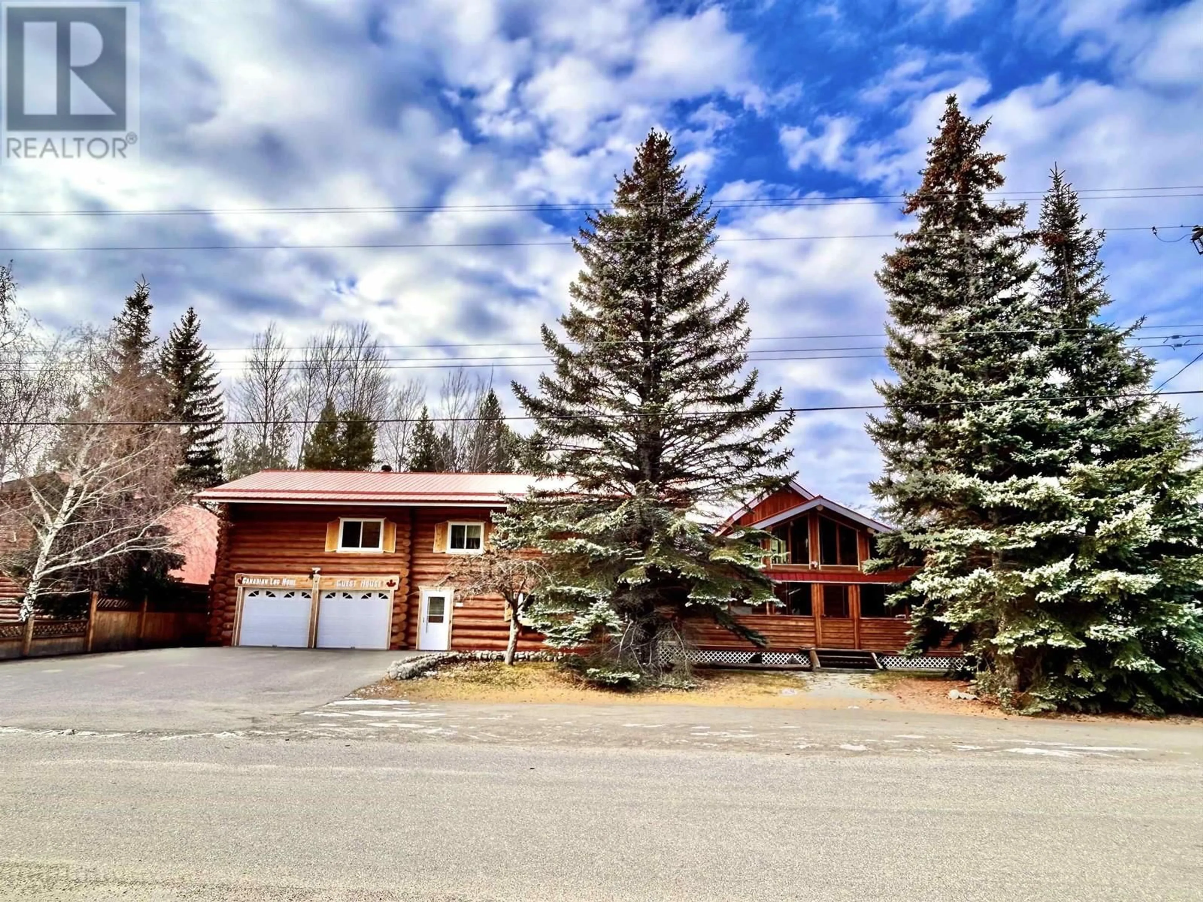 A pic from outside/outdoor area/front of a property/back of a property/a pic from drone, street for 1940 CRANBERRY PLACE, Valemount British Columbia V0E2Z0
