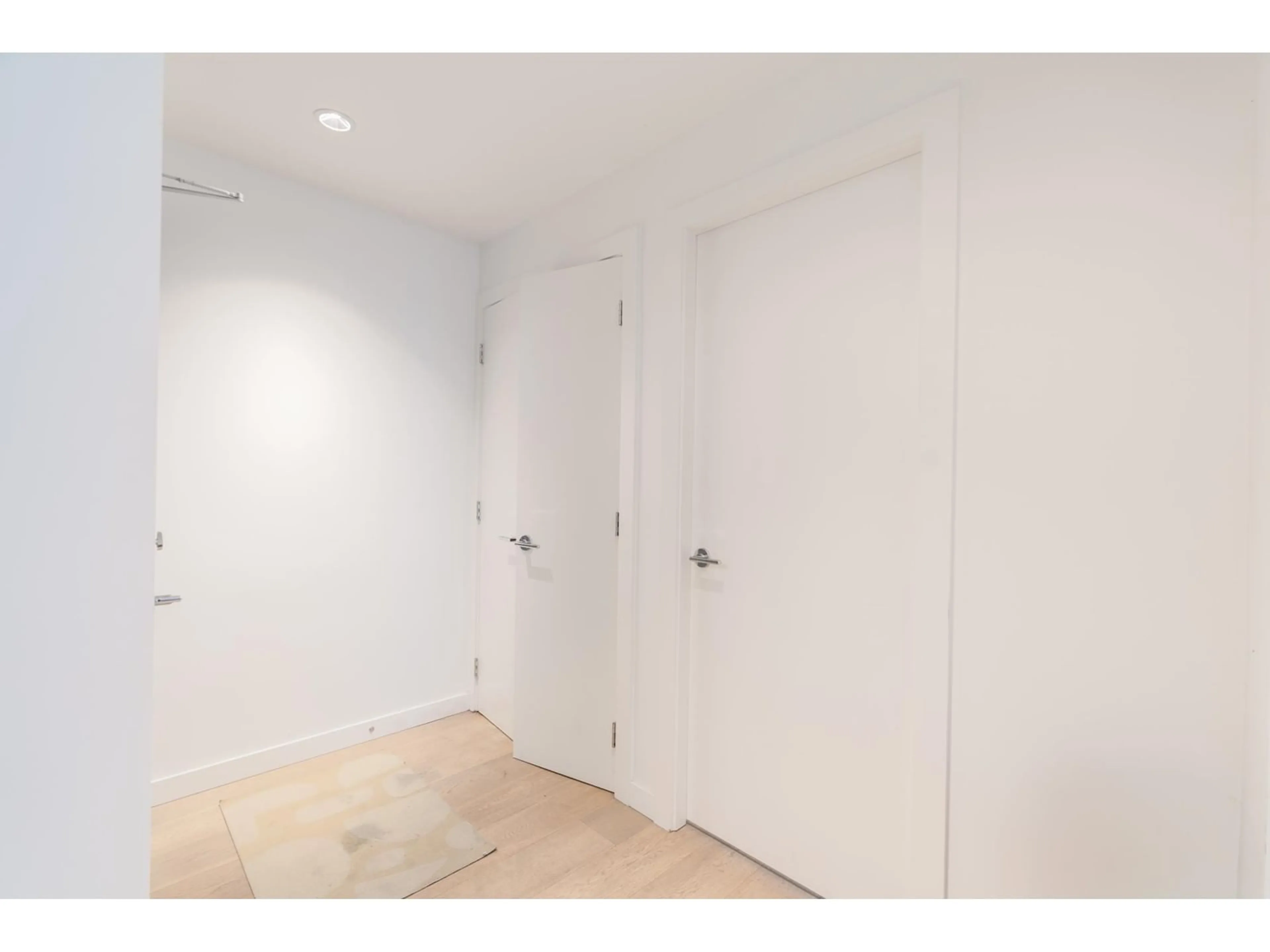 A pic of a room, not visible floor for 1512 13438 CENTRAL AVENUE, Surrey British Columbia V3T0N2