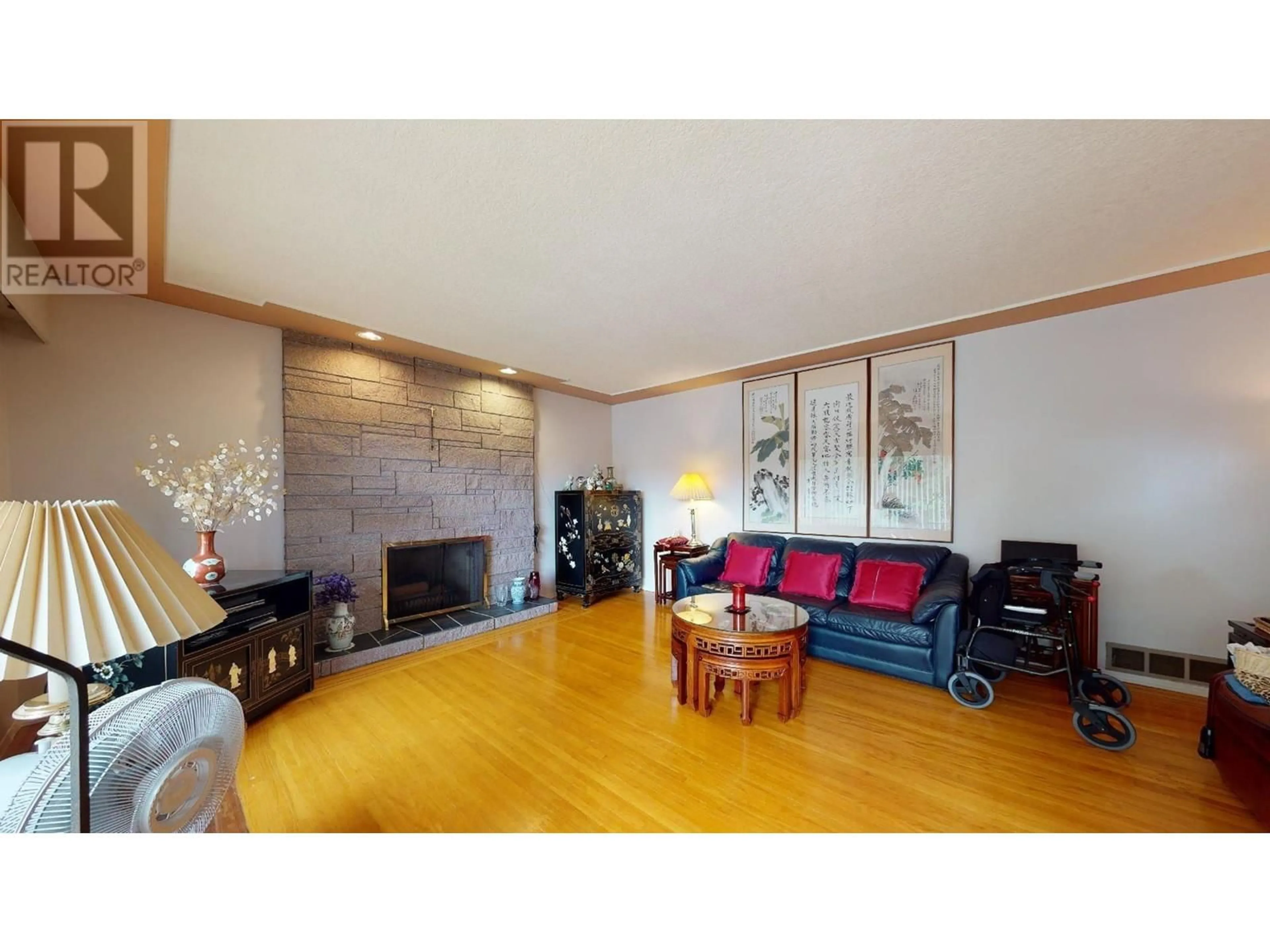 Living room, wood floors for 7808 ROSS STREET, Vancouver British Columbia V5X4C2